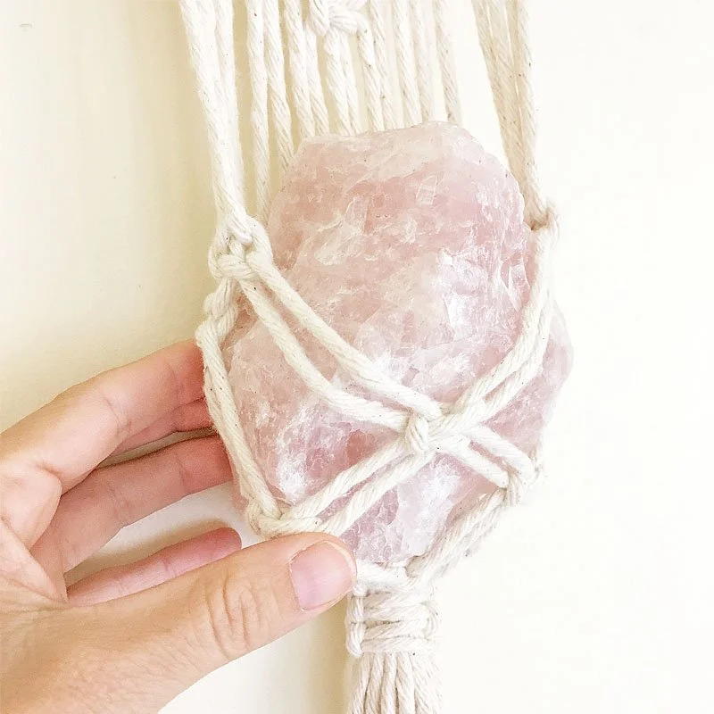 macrame-crystal-hanging-rose-quartz-05.jpg