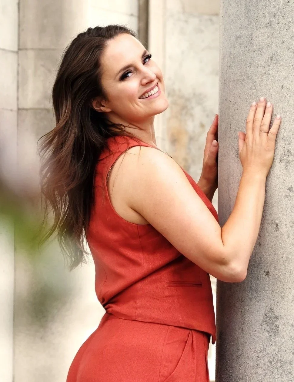 LOUISE ALDER | OXFORD SONG