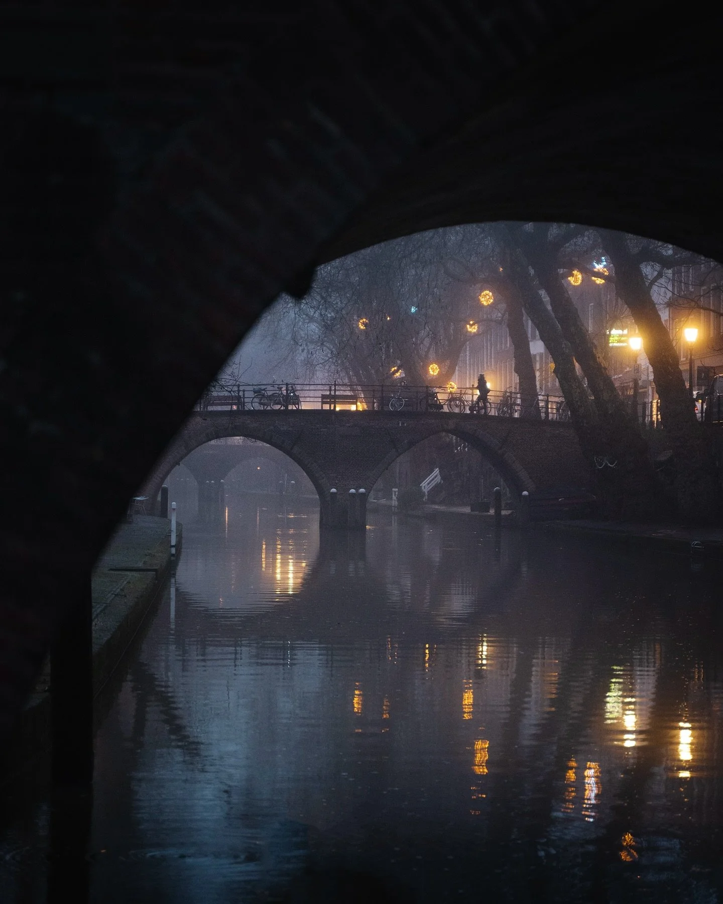 2025 favorites, part 1: January - March. A year of expanding my horizons, beyond the familiar locations. Babystep by babystep.

#gossebouma #anewlightonthenetherlands #streetphotography #straatfotografie #netherlands