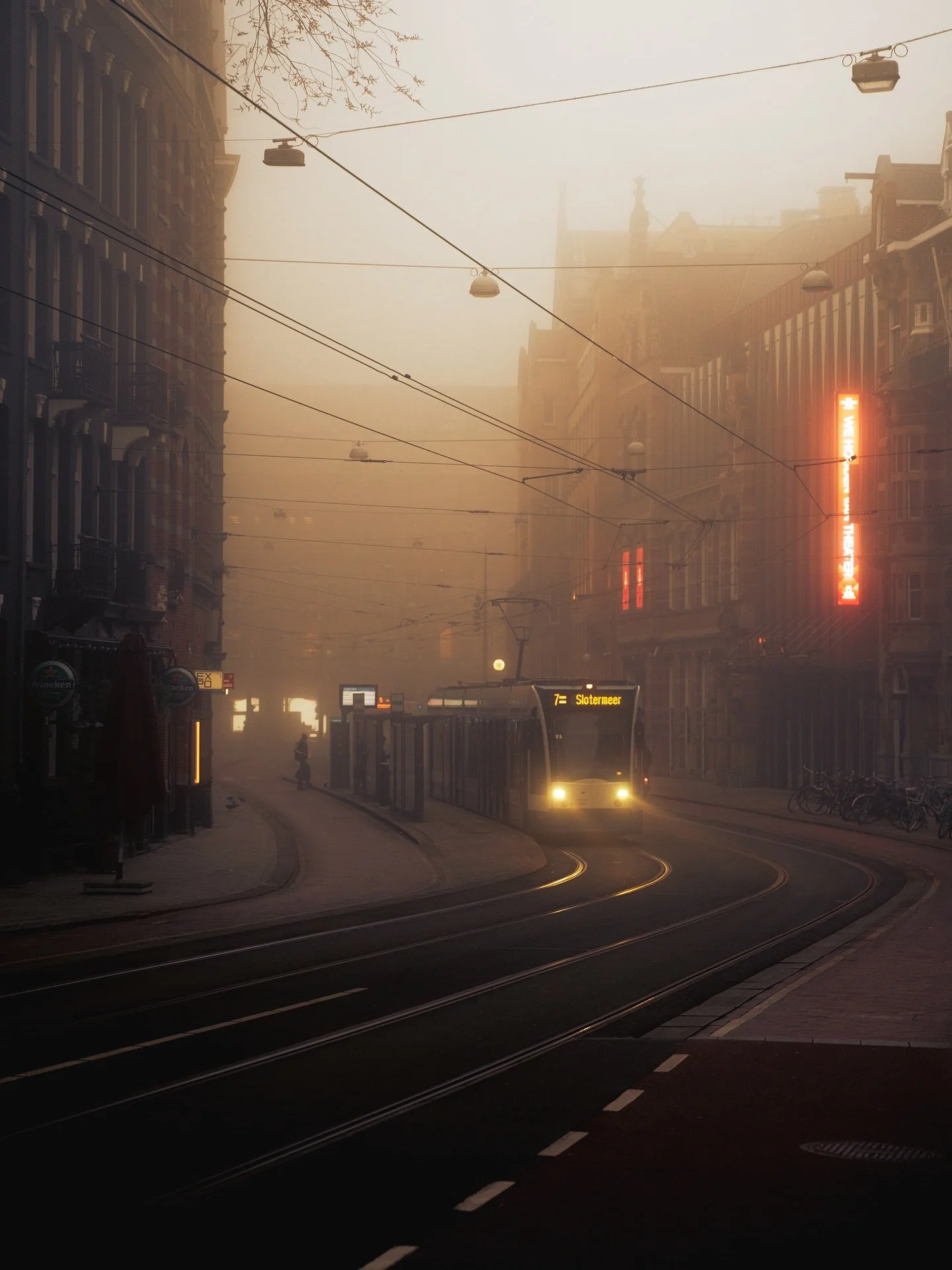 &lsquo;EDIT WITH ME&rsquo; the exclusive editing workshop. Join me on a morning in which I share my step-by-step editing workflow with you. I will share what I know and what I do to make the most of a RAW-file. My secrets, they&rsquo;re yours. Most i