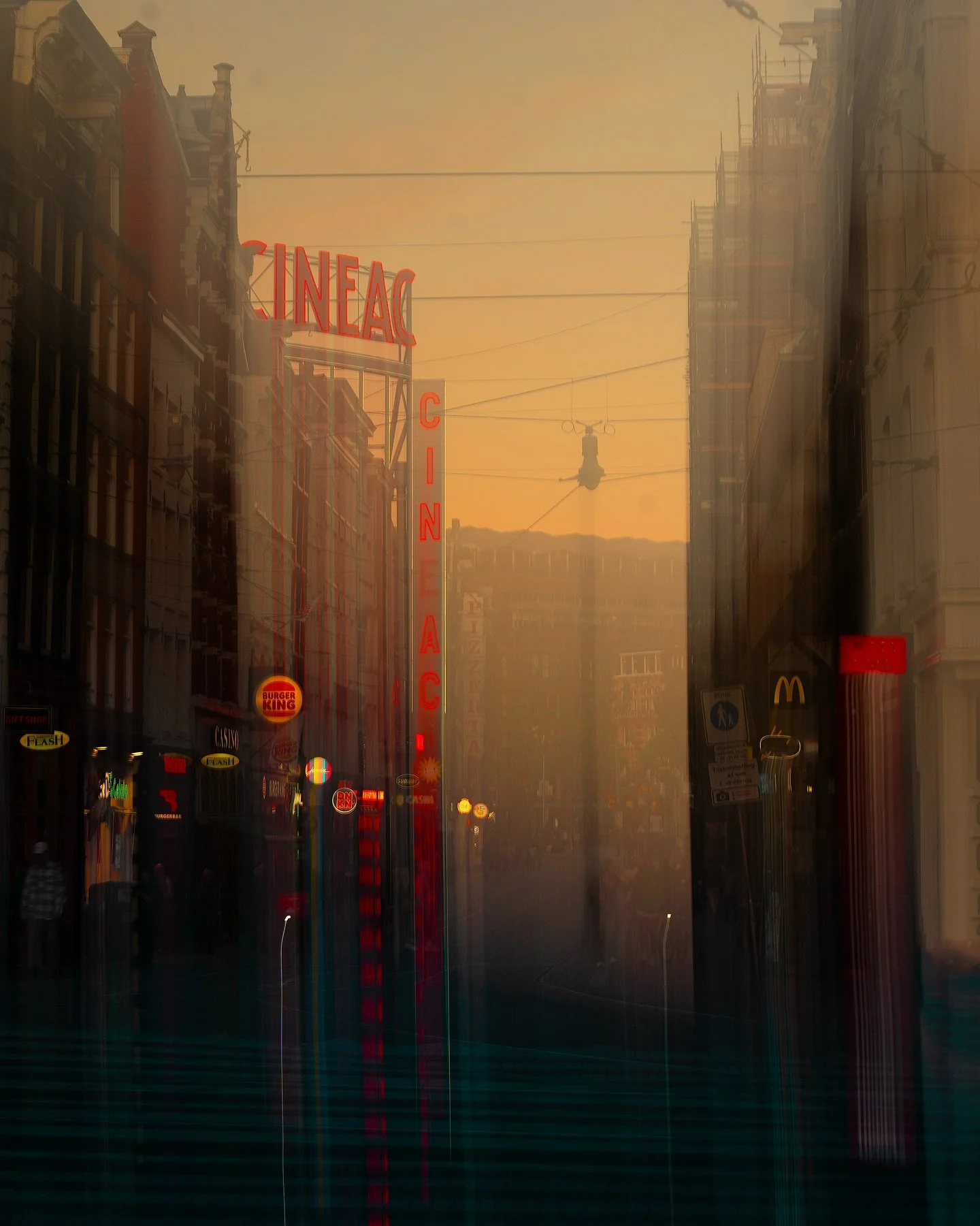 Amsterdam through my eyes. All part of my second book &lsquo;A New Light on The Netherlands&rsquo;, which is now available for pre-order on my website. 

#gossebouma #anewlightonthenetherlands #streetphotography #amsterdam