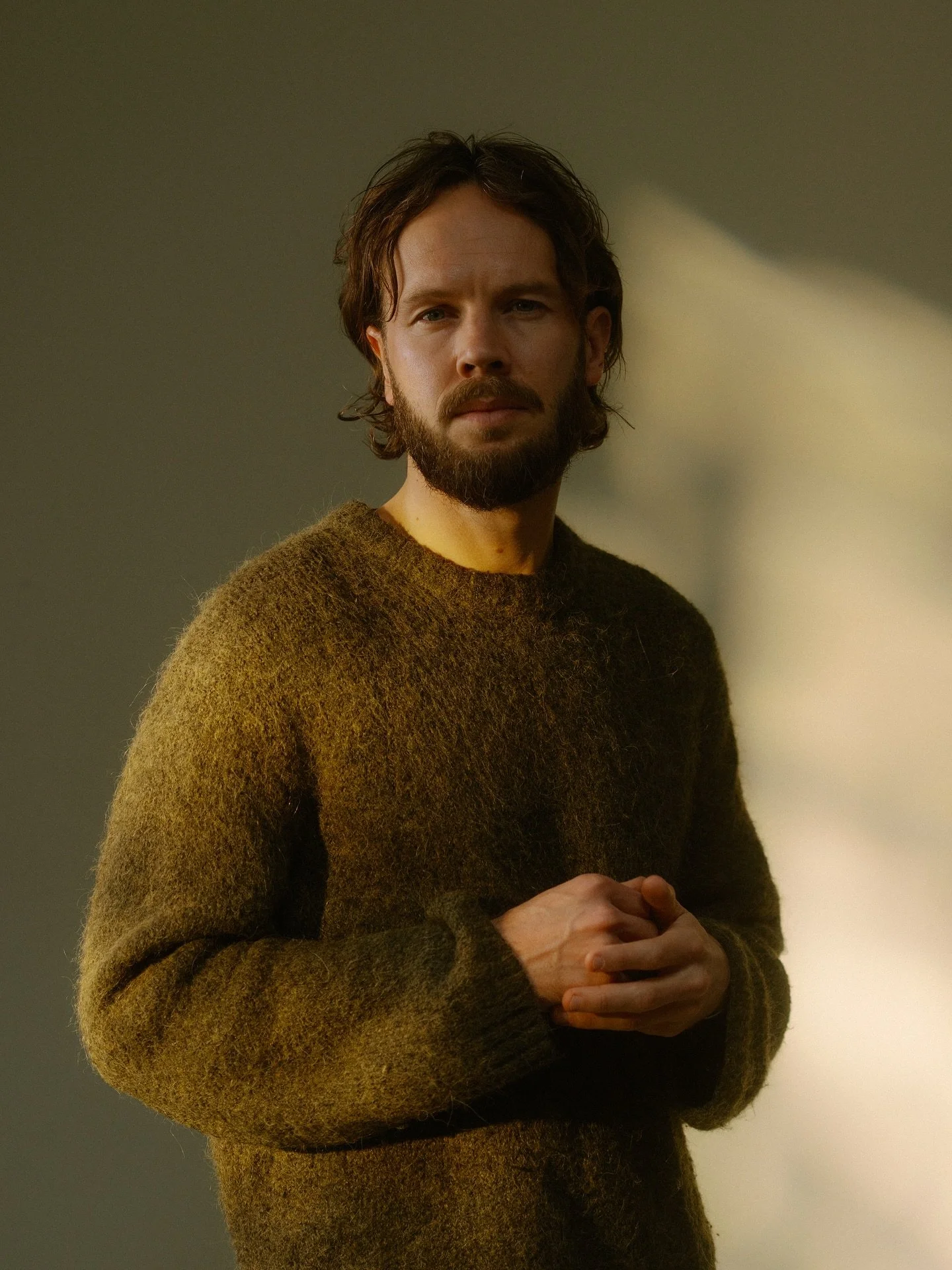 New portraits for &lsquo;A New Light on The Netherlands&rsquo; by the amazing @tomvanhuisstede. 

#gossebouma #portraits #anewlightonthenetherlands