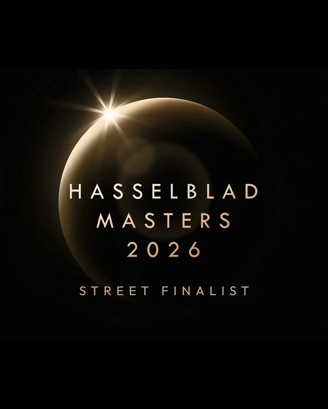 Woah, Im so honored and proud to be a finalist in the street category of the Hasselblad Masters for the third consecutive edition in a row. With over 100.000 images submitted it really is a dream come true to be among the last ten photographers in my