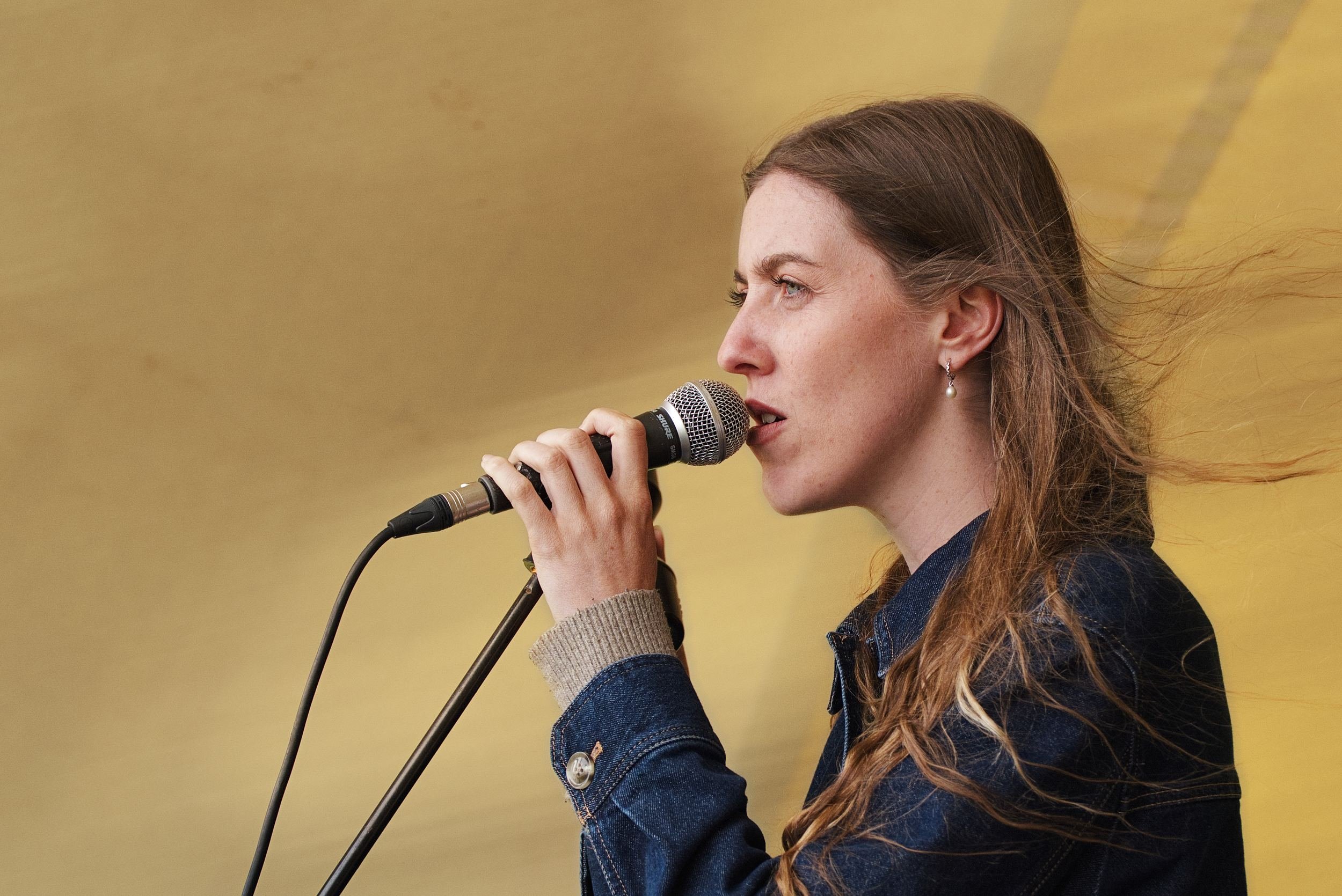 surfstage-festival-2026-fieldlily-singer-profile.jpg