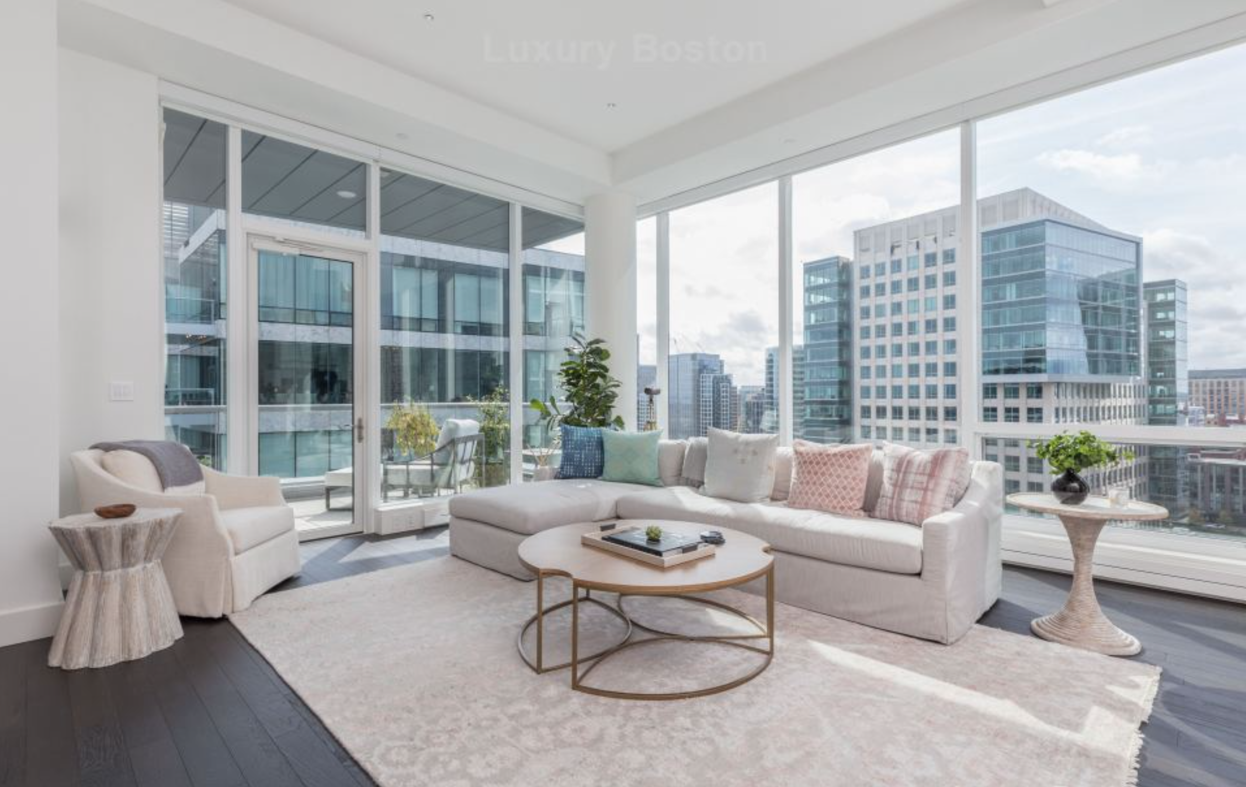 22-Liberty-Condos-Boston-2.png