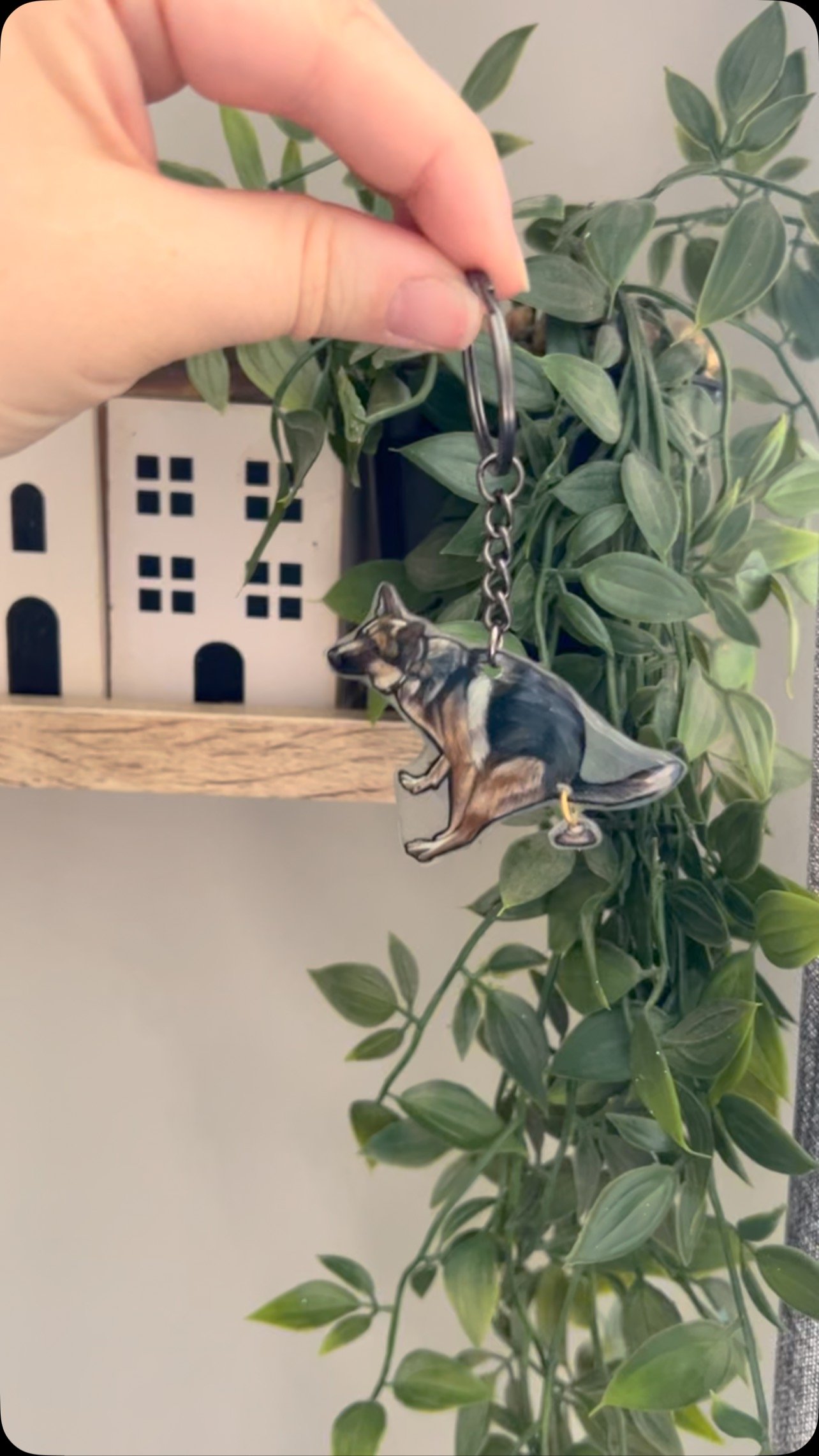 Super cute keychain of my dog nephew 💀💩 this was so fun to make and absolutely way better than a boring one 🤣 #funny #funnykeychain #gsdart