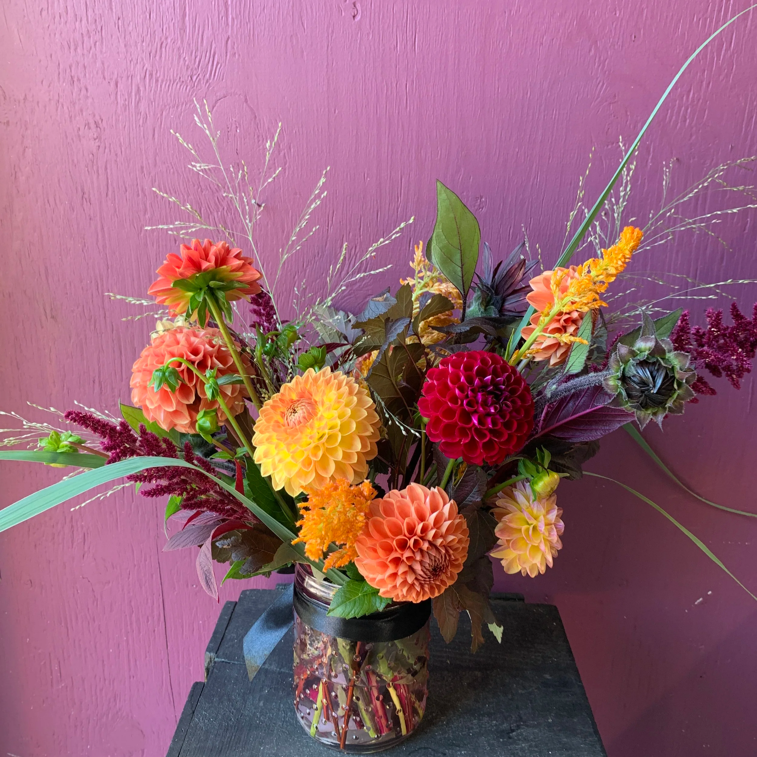Fall Dahlia arrangement
