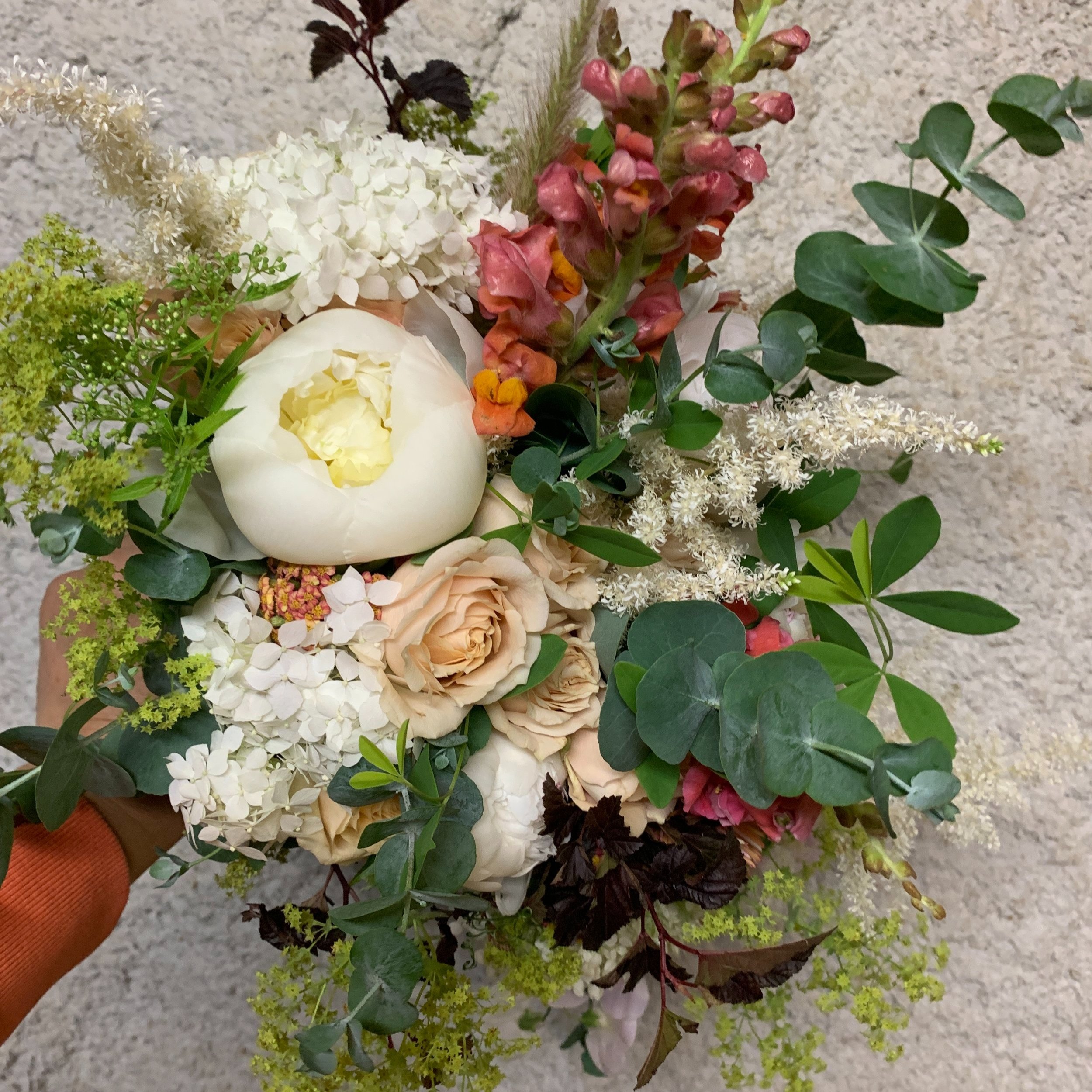 July wedding with peonies, roses and echinacea