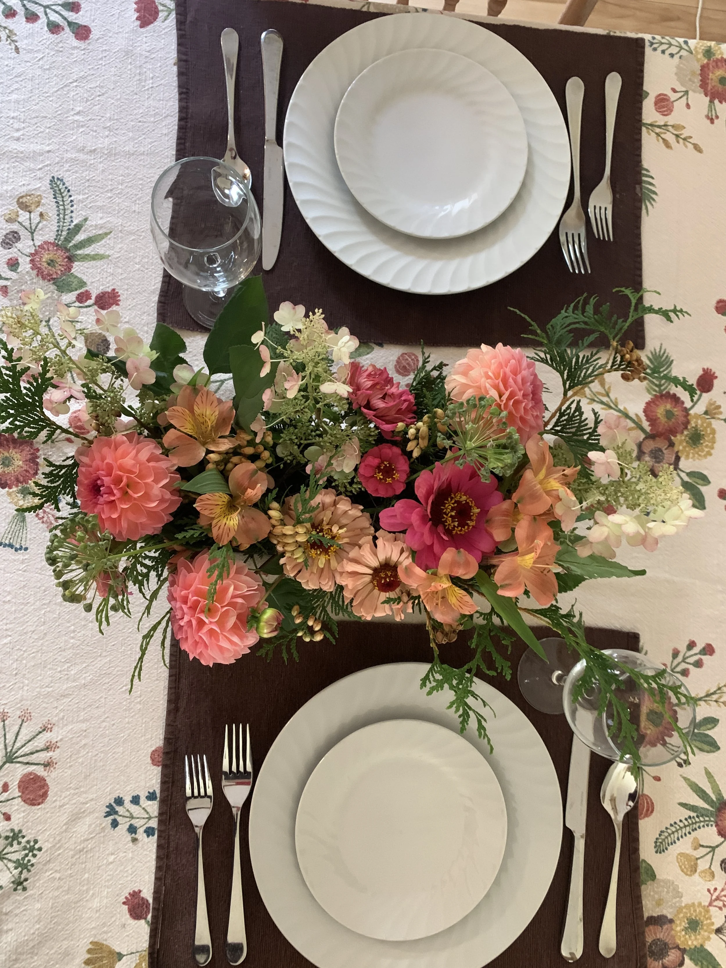 Thanksgiving Table Arrangement .jpg