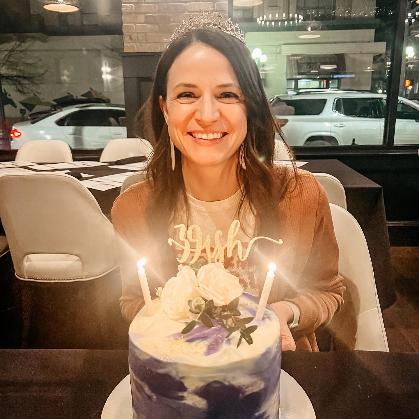 Last weekend, Rich set up a surprise dinner with two other couples and we celebrated my 39 ish birthday. I thought it would be a fun preview to the actual day! 🎈

Yesterday was my 40th birthday. I know age is just a number, but the turning of a deca