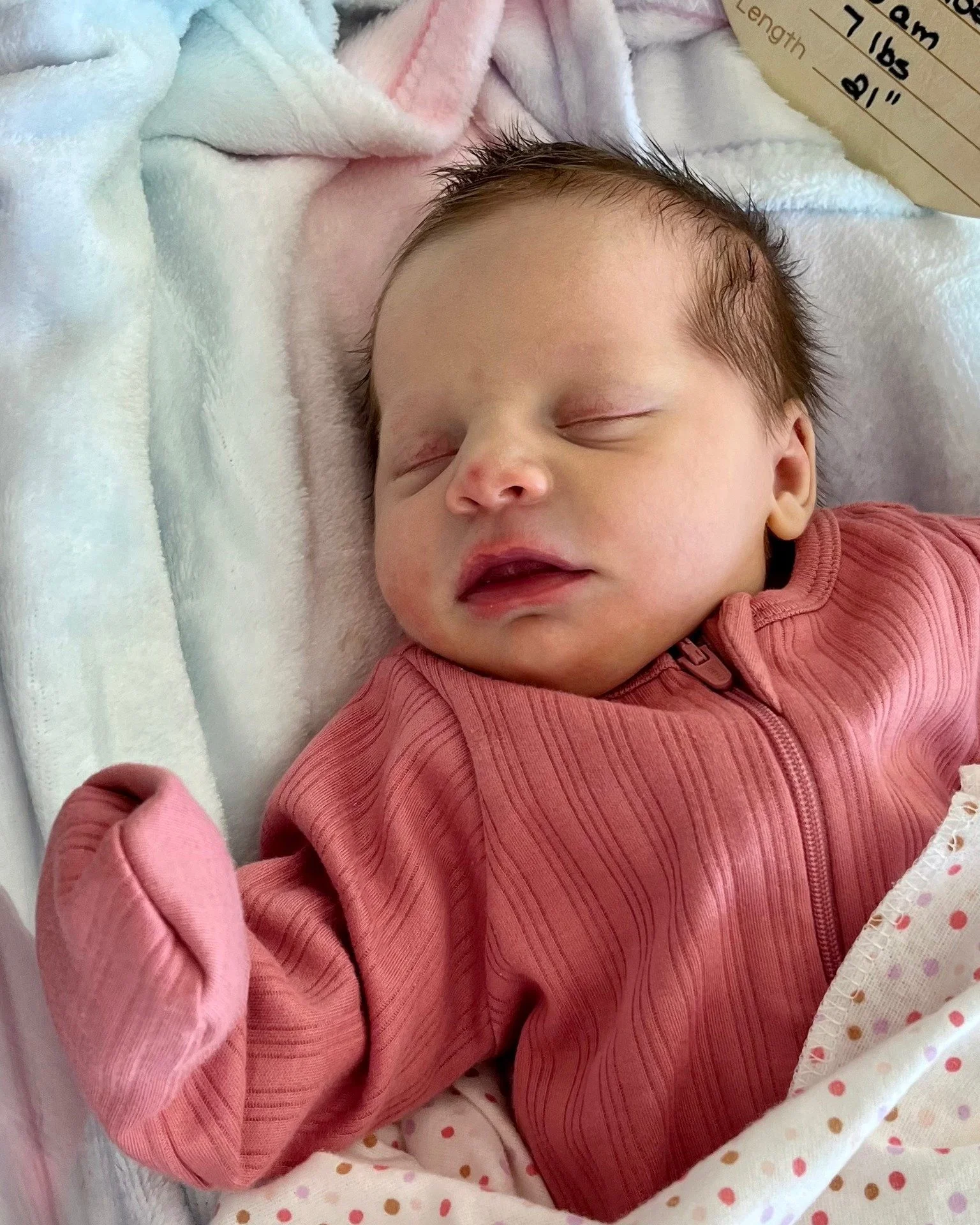 💕 New Beginnings 💕

Last Monday, something extraordinary happened: a jail allowed MBB staff members to be present at the hospital to support a mother during her delivery. In a moment that could have felt isolating and overwhelming, she was instead 