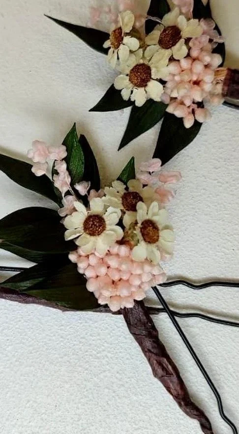 horquilla comunión Flor de Lava.JPG