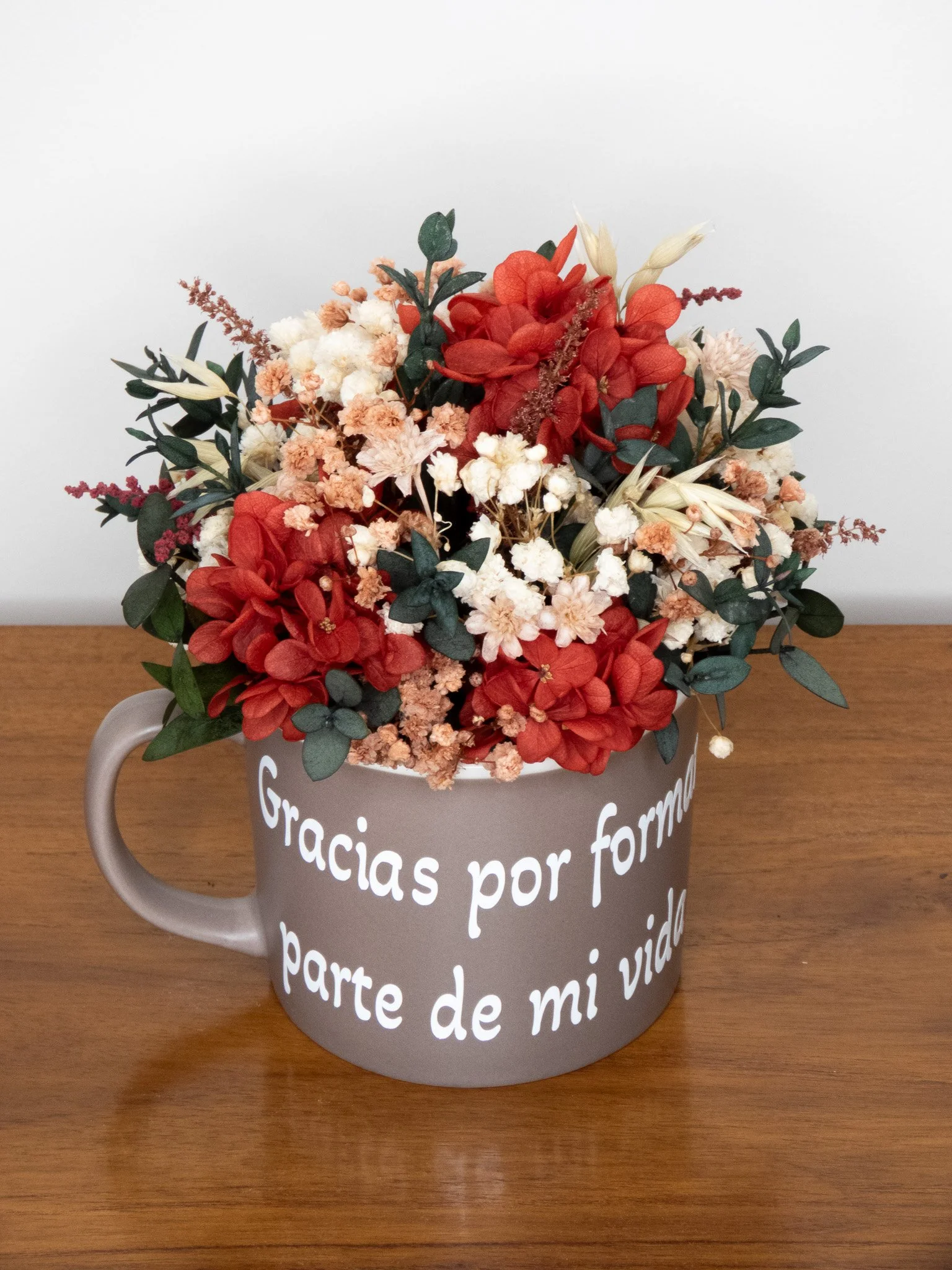 Taza floral con flor preservada -Flor de Lava-