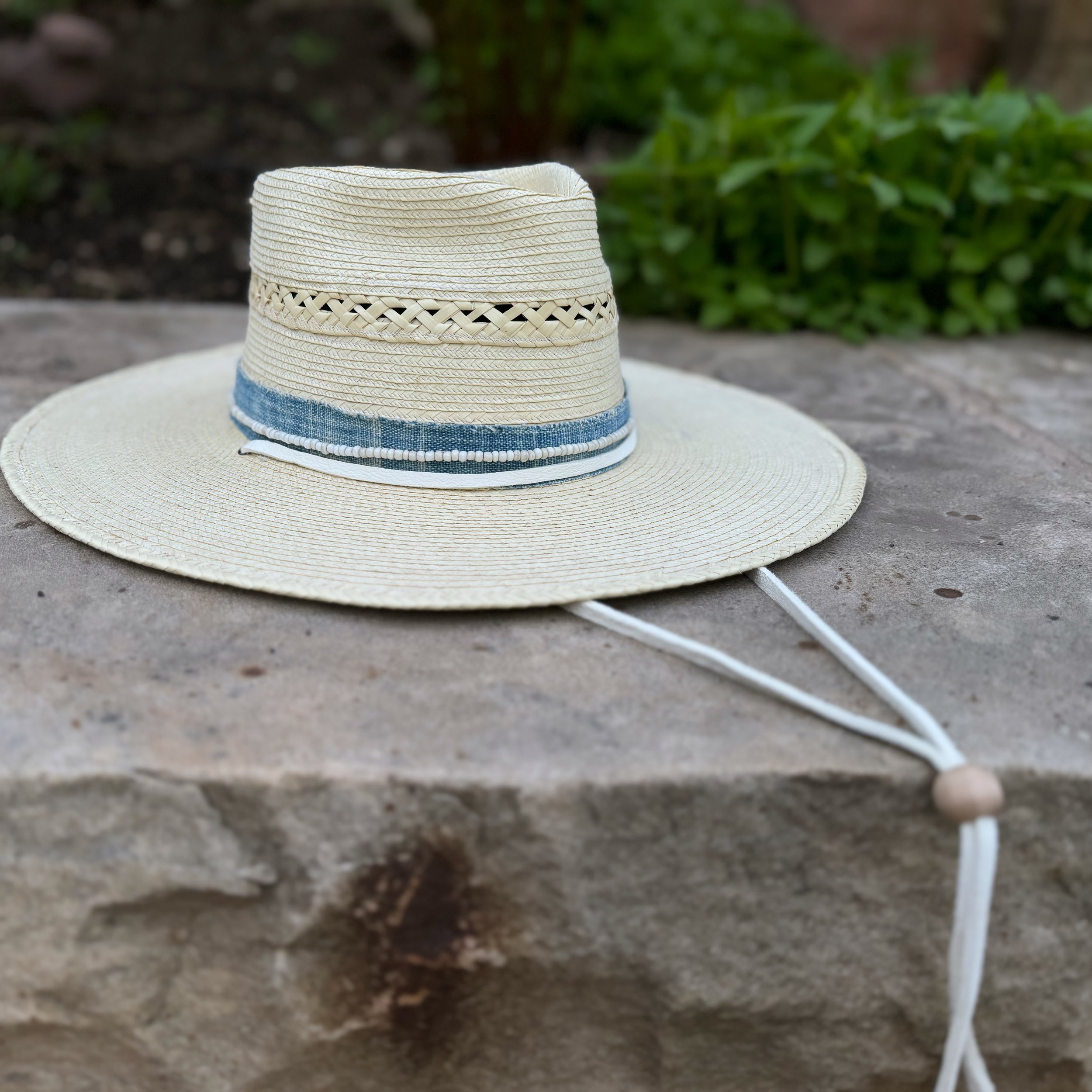 chambray+.jpg