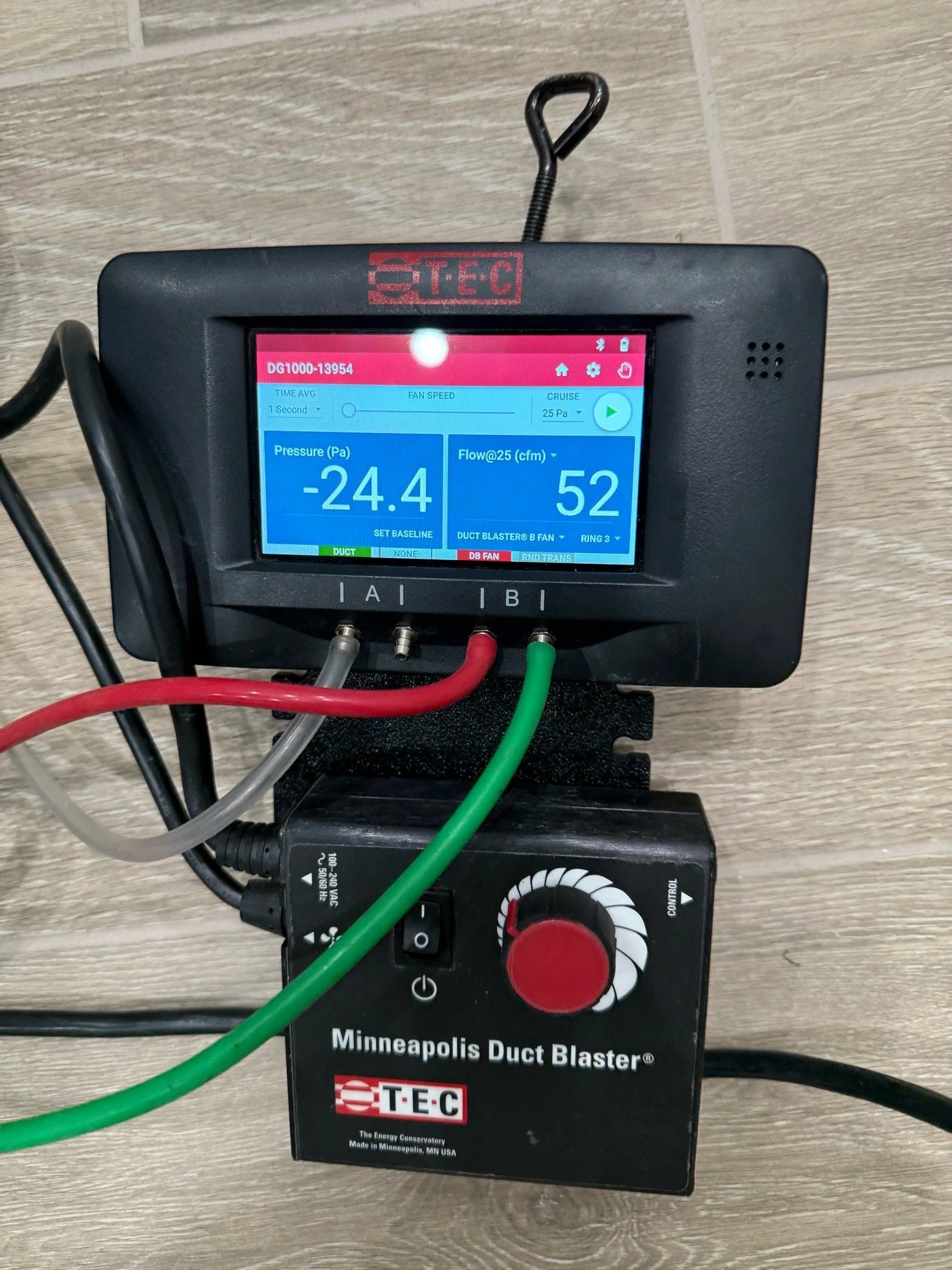ac8e2f41-fdd1-44c1-9712-c68cc0e4e617.jpg