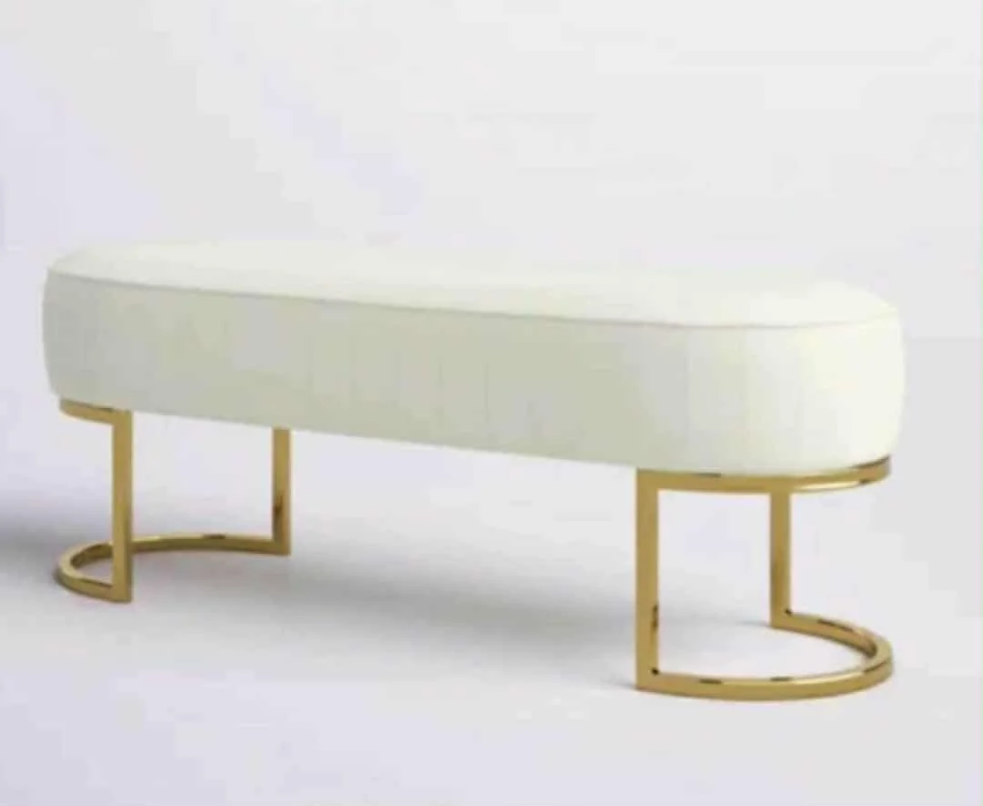 Bench For Photo Booth & Backdrop