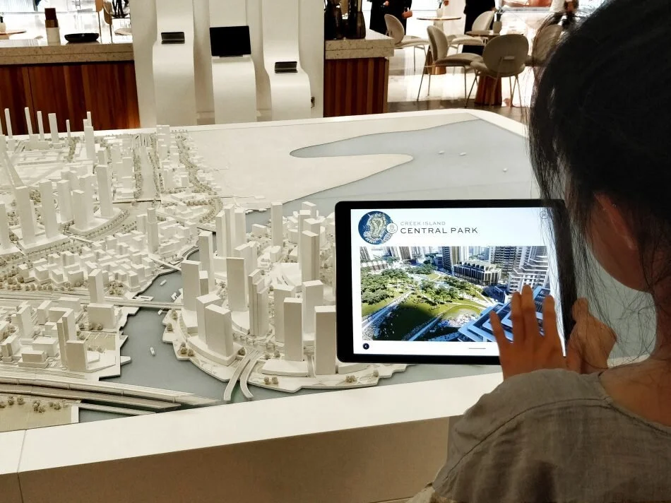 The model augmented in full colour
