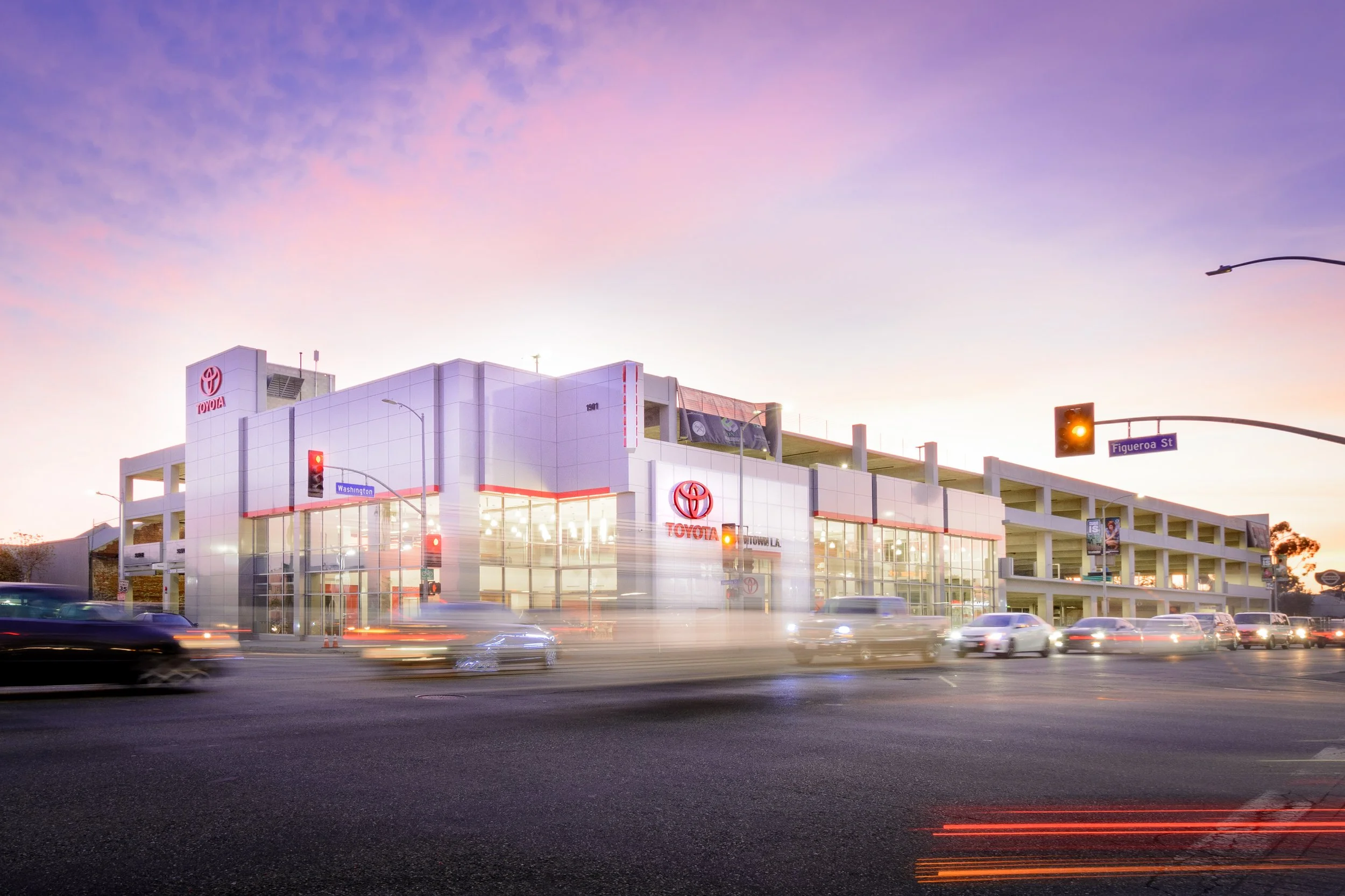 outside-toyota-downtownla-builtby-conambuildingco.jpg