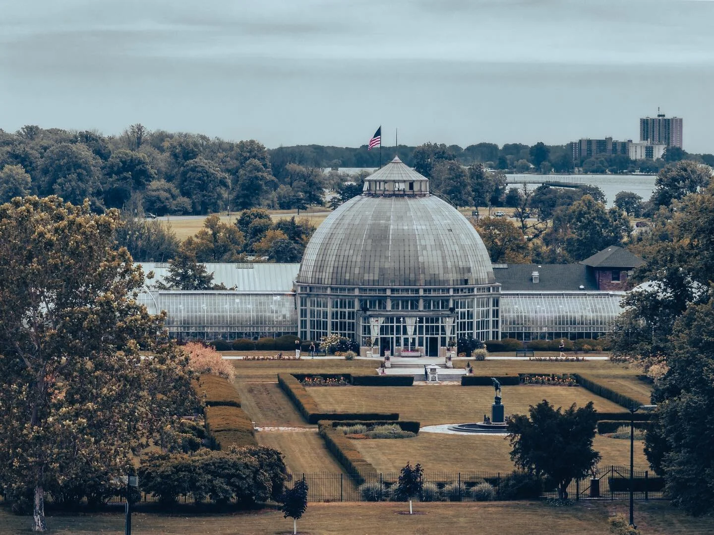Anna Scripps Whitcomb Conservatory, Belle Isle. #mistateparks #detroit #aerialphotos #michigan #dji #mavic3