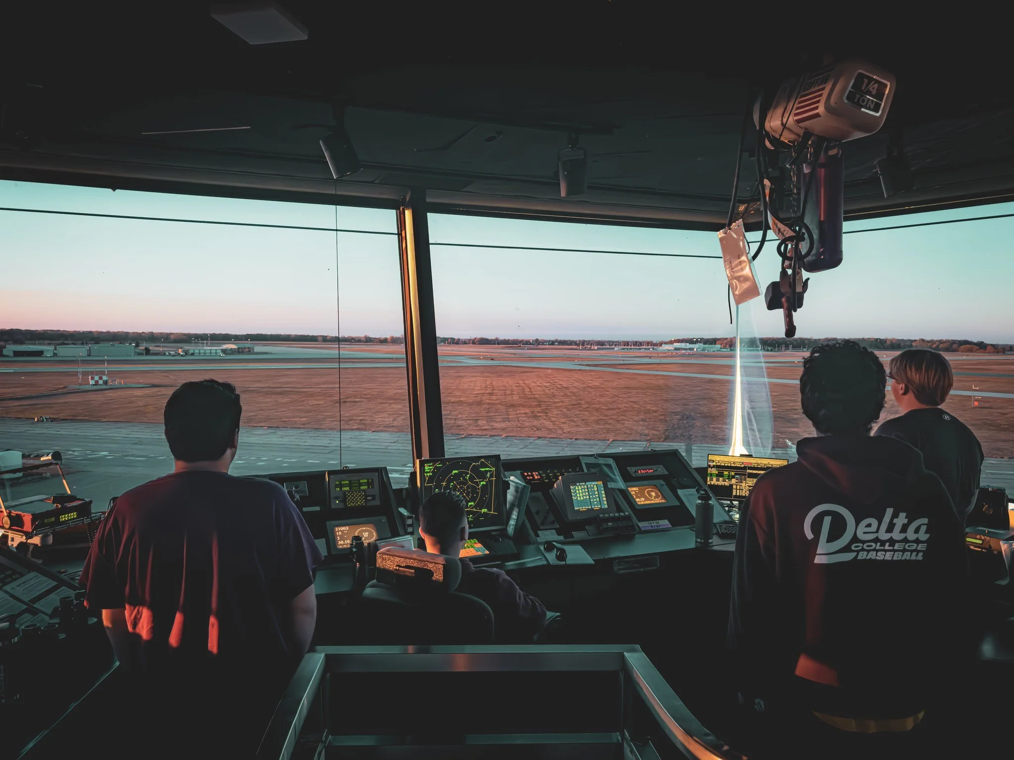 📚✈️ Learning aviation should go beyond the classroom.

At Nicholl Aviation, I believe the best way to learn is to experience it firsthand.
One of the unique parts of our Private Pilot Ground School comes after we cover airspace, airport operations, 