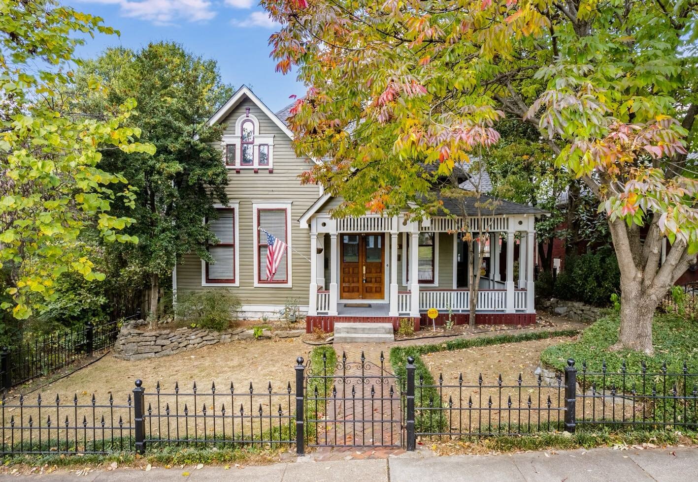 &hellip;
▫️ EAST NASHVILLE ▫️

〰️ 805 Boscobel St, Nashville, TN 37206
〰️ Enchanting Historic 1899 Victorian 
〰️ $999,000
〰️ MLS# 2584344

Listed by Edward O&rsquo;Day &amp; Christie Wilson
@thewilsongrouprealestate
www.wilsongrouprealestate.com