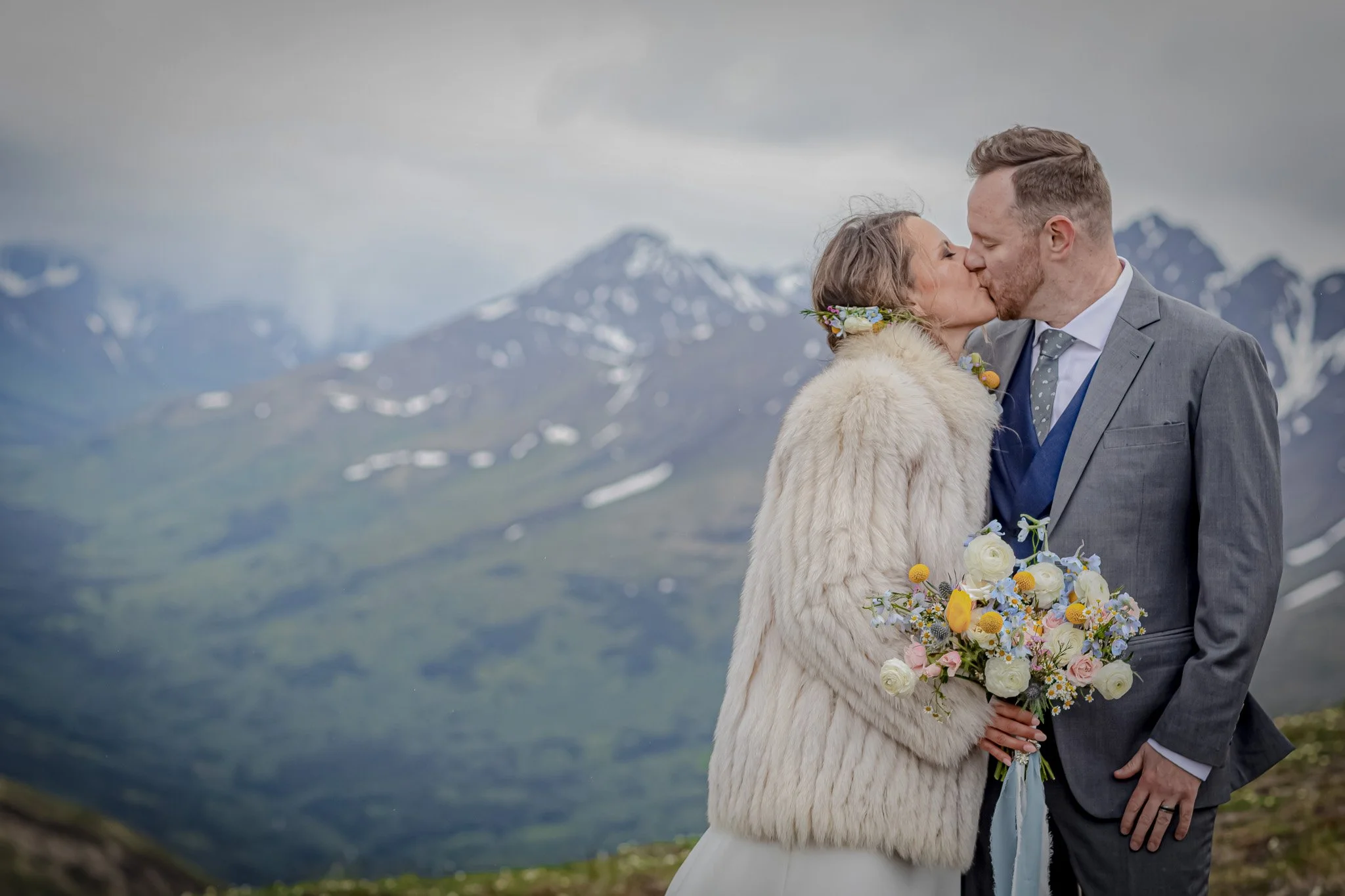 WEDDING: ARTIC VALLEY AK