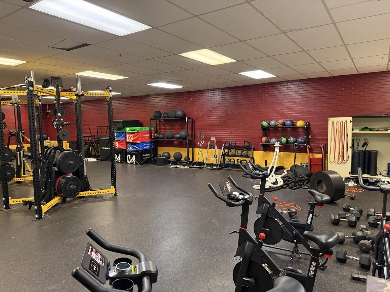WNHS_Weightroom_3413.jpeg