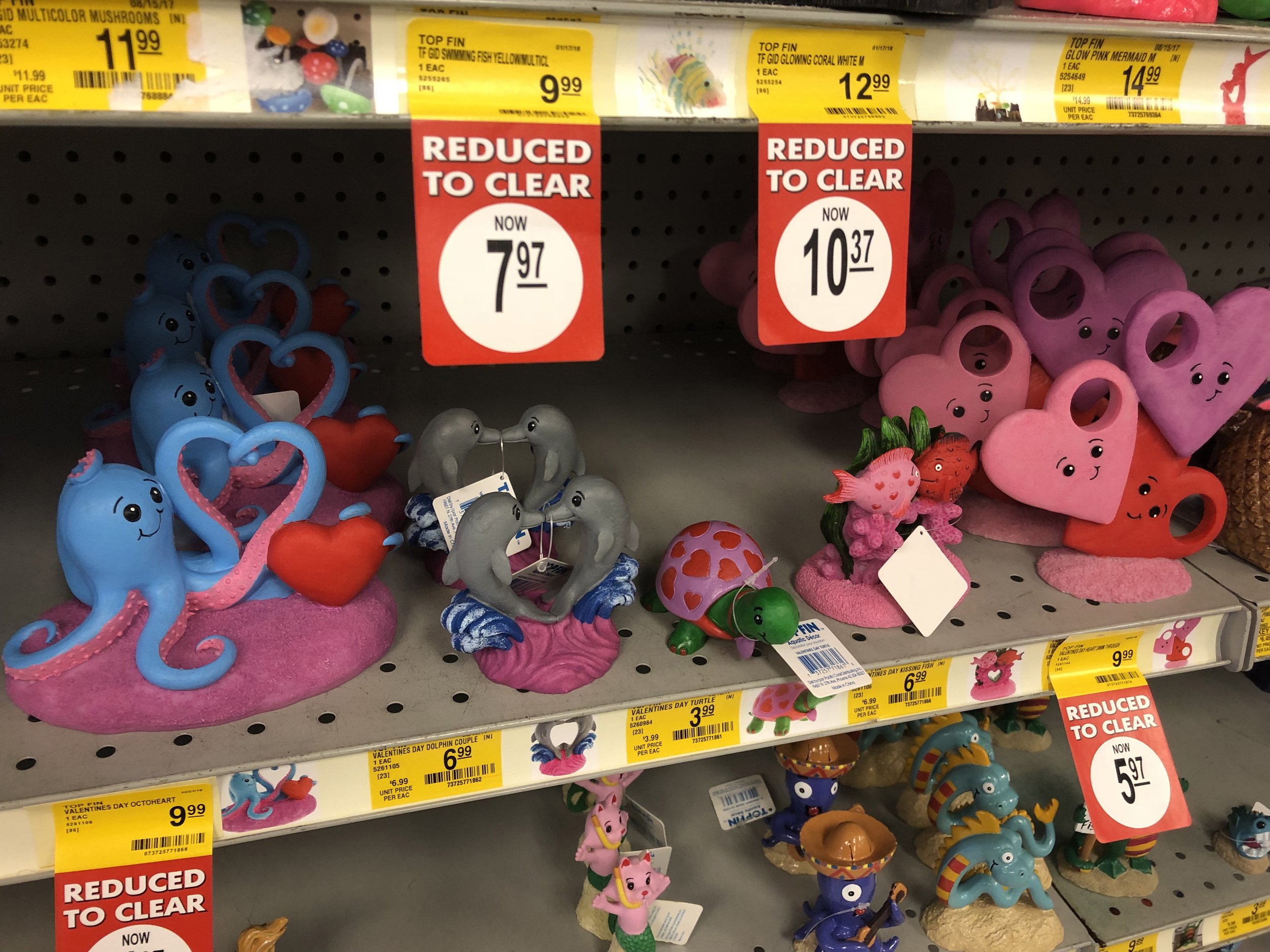 PETSMART-FishTankToys-StoreShelf.jpg