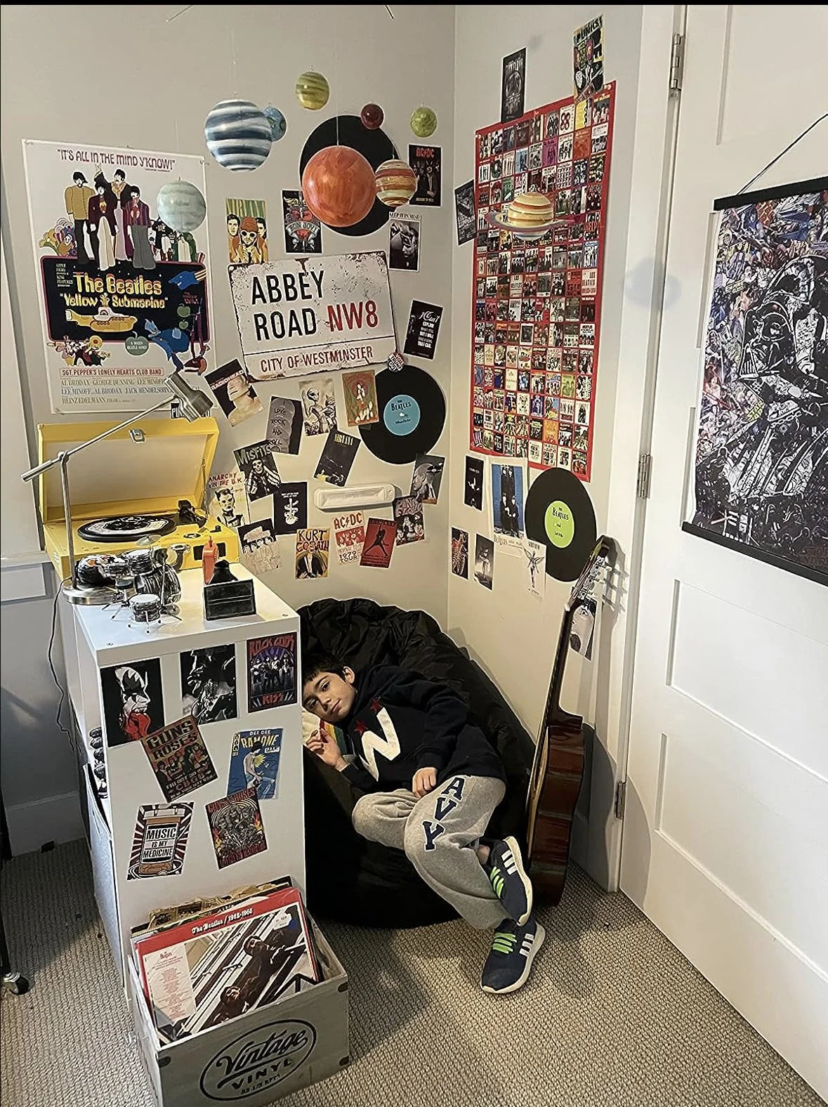 AFTER: this little guy is obsessed with the Beatles and all rock n roll, has his own vinyl record player, and is really just a huge music nerd (like father like son). He asked for his room to have a "listening nook", et voilá! Is this instagram-worth