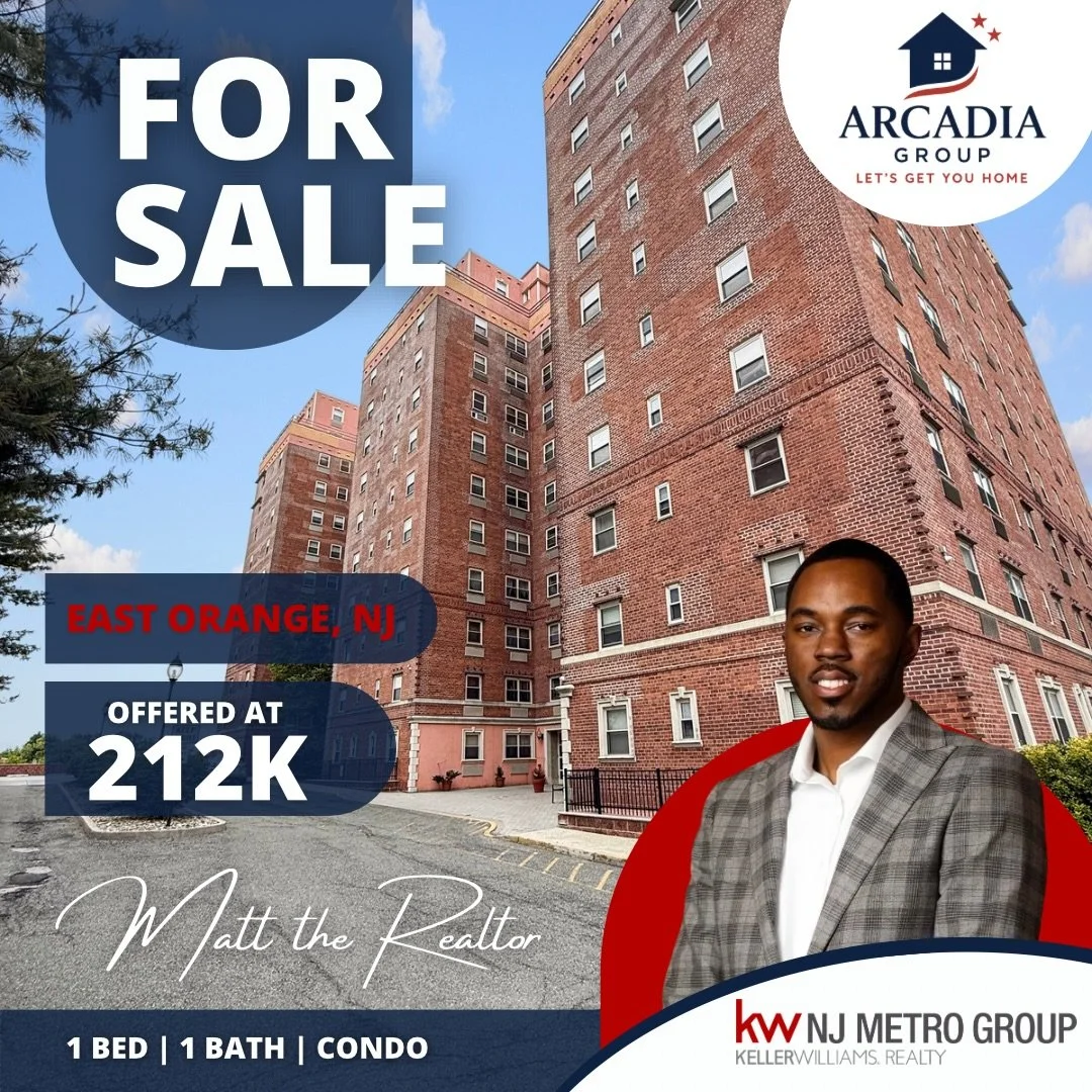 🏙 NEW LISTING | Empire View Condominiums 🏙

Welcome to 70 S Munn Ave, Unit 303 in East Orange, NJ! This beautifully maintained 1-bedroom, 1-bathroom condo offers an open layout, hardwood flooring throughout, granite countertops, stainless steel app