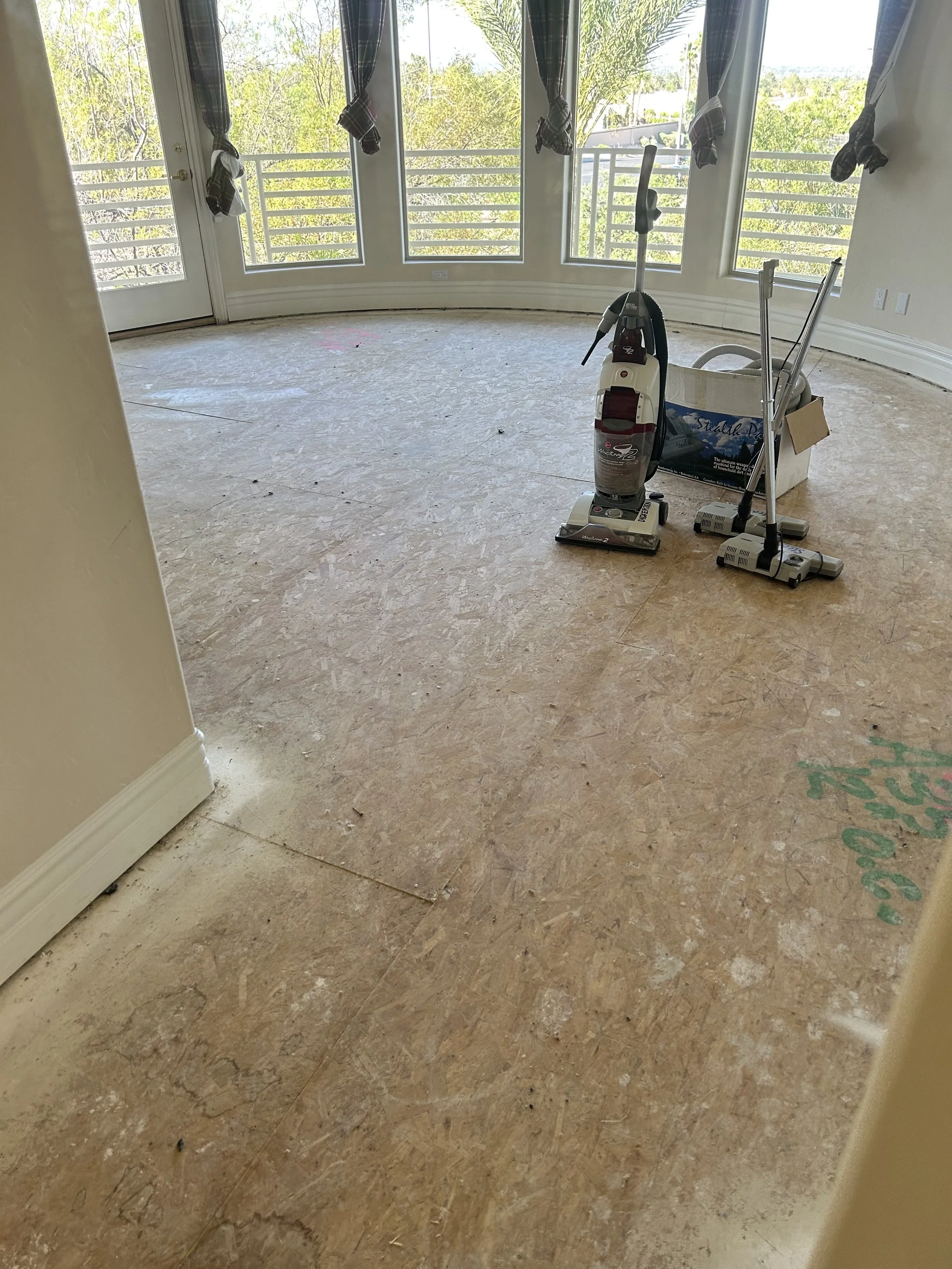  Renovate or Rebuild? 5 Signs It’s Time to Demolish and Start Fresh