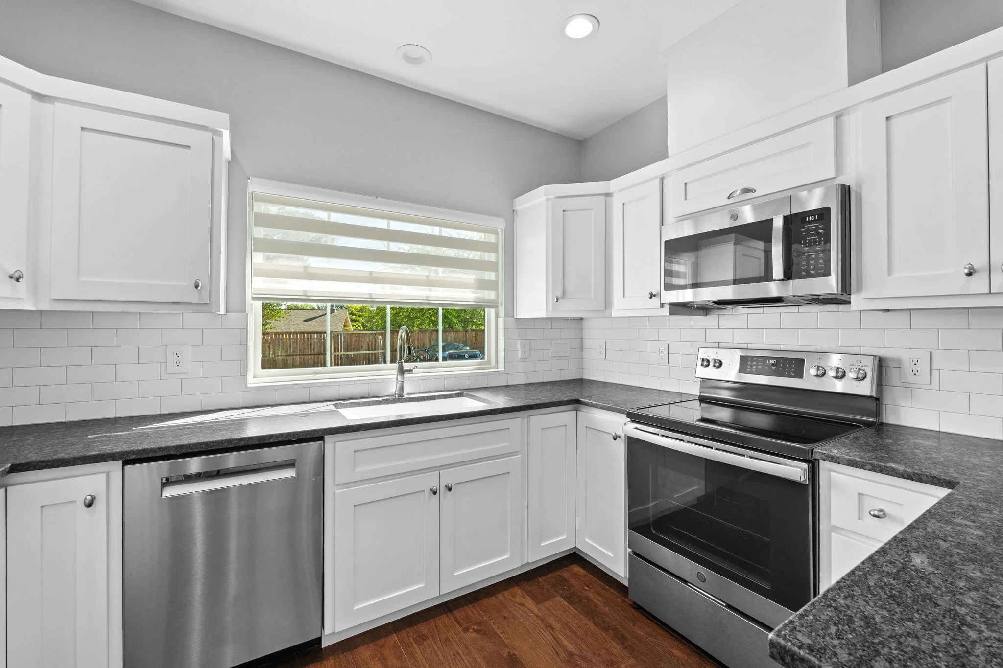 11-web-or-mls-_1574103.jpg