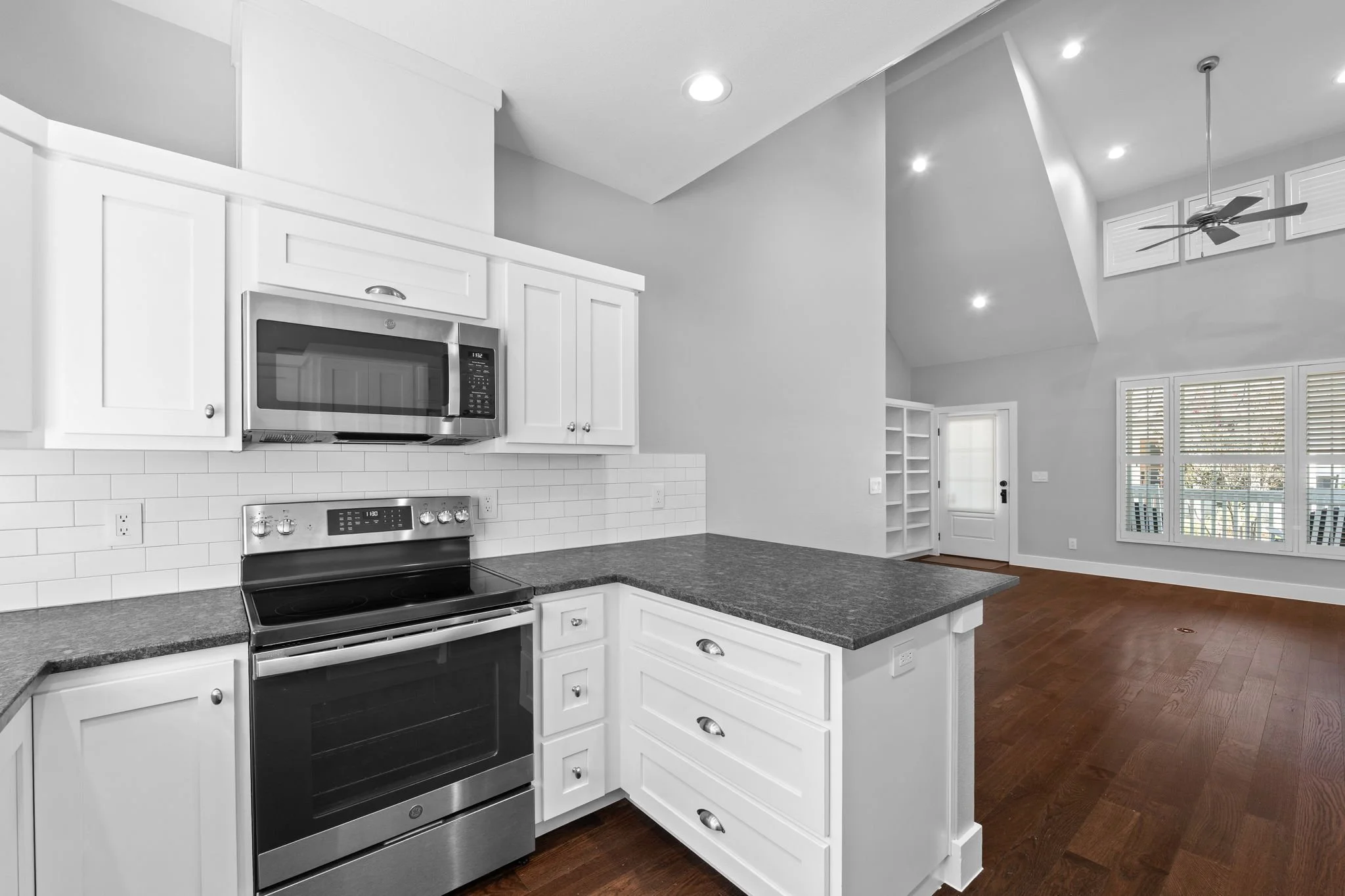 12-web-or-mls-_1574108.jpg