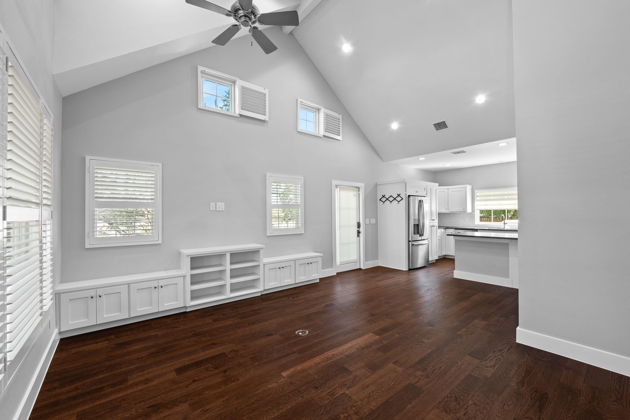 4-web-or-mls-_1574073.jpg