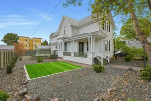 1829 W Broadway Ave, Spokane WA 99201