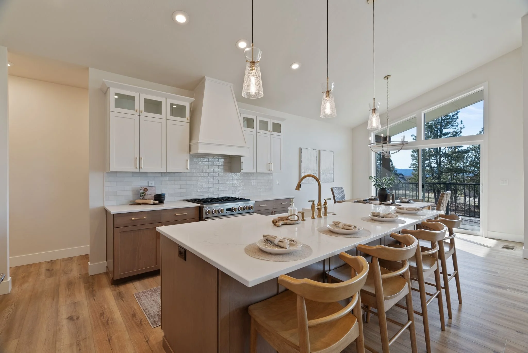 Inside-Spokane-Man O_ War-12.jpg