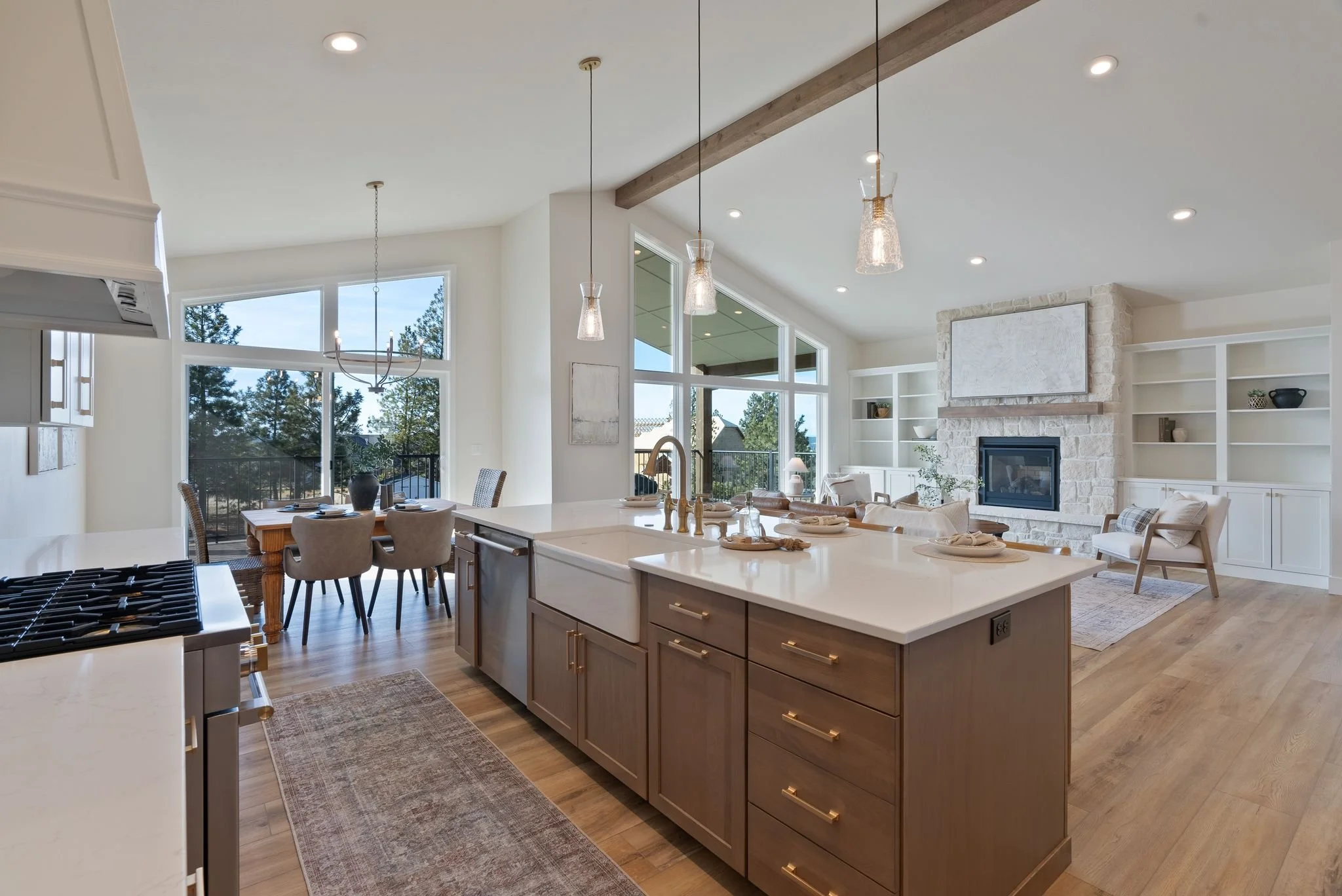 Inside-Spokane-Man O_ War-13.jpg