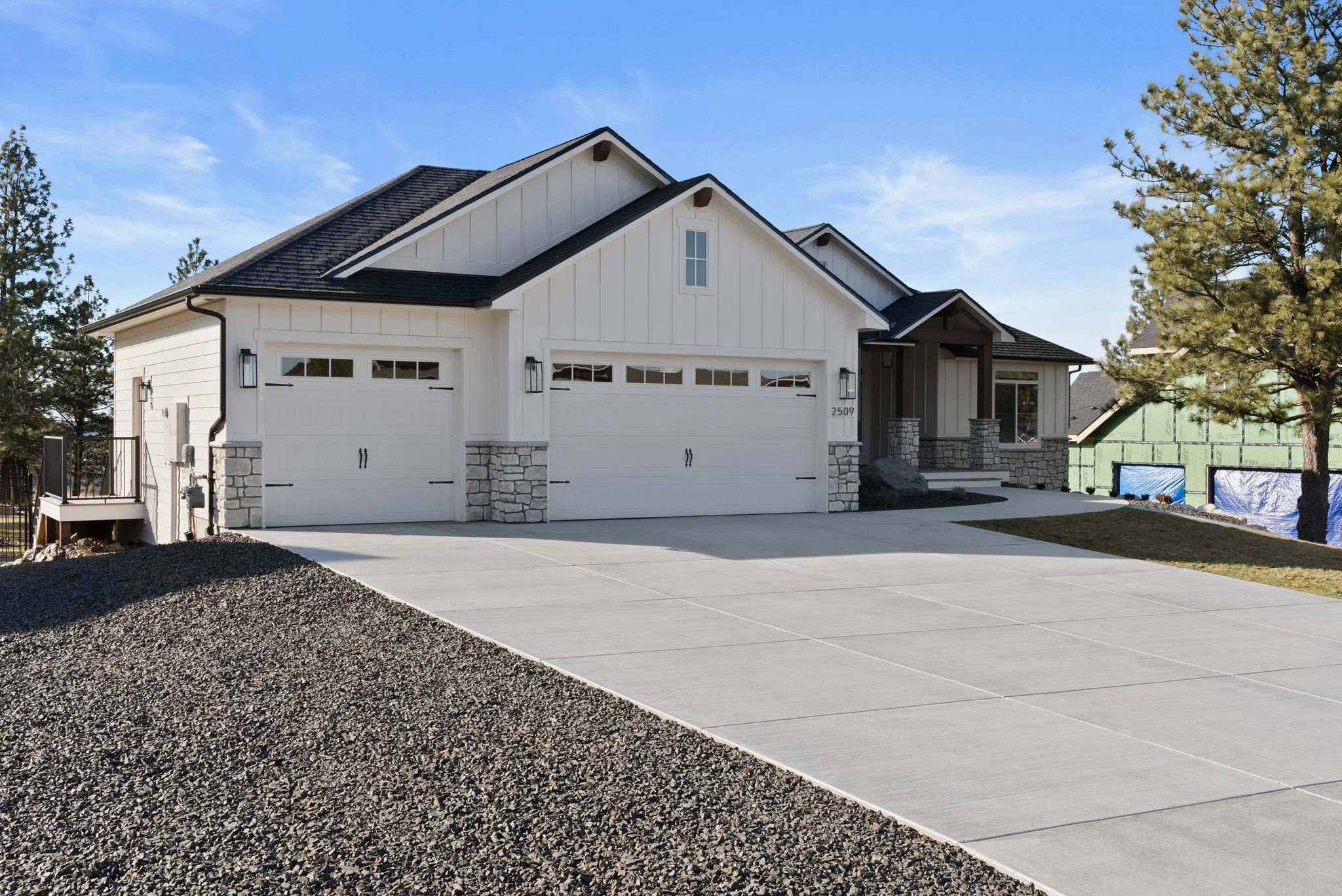 Inside-Spokane-Man O_ War-2.jpg