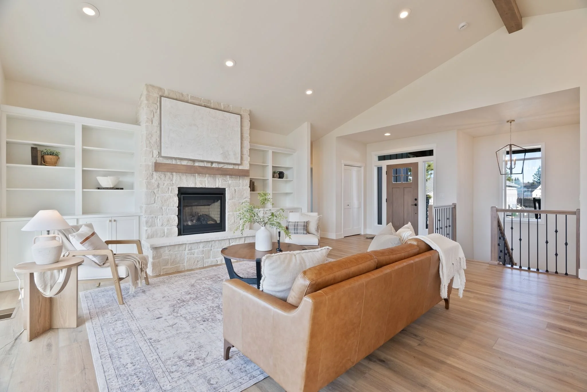 Inside-Spokane-Man O_ War-8.jpg