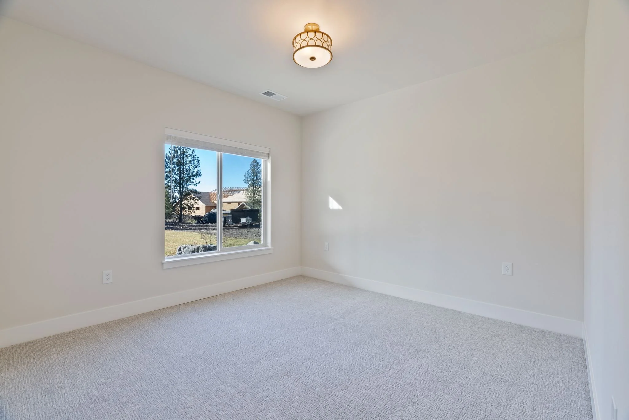 Inside-Spokane-Man O_ War-28.jpg