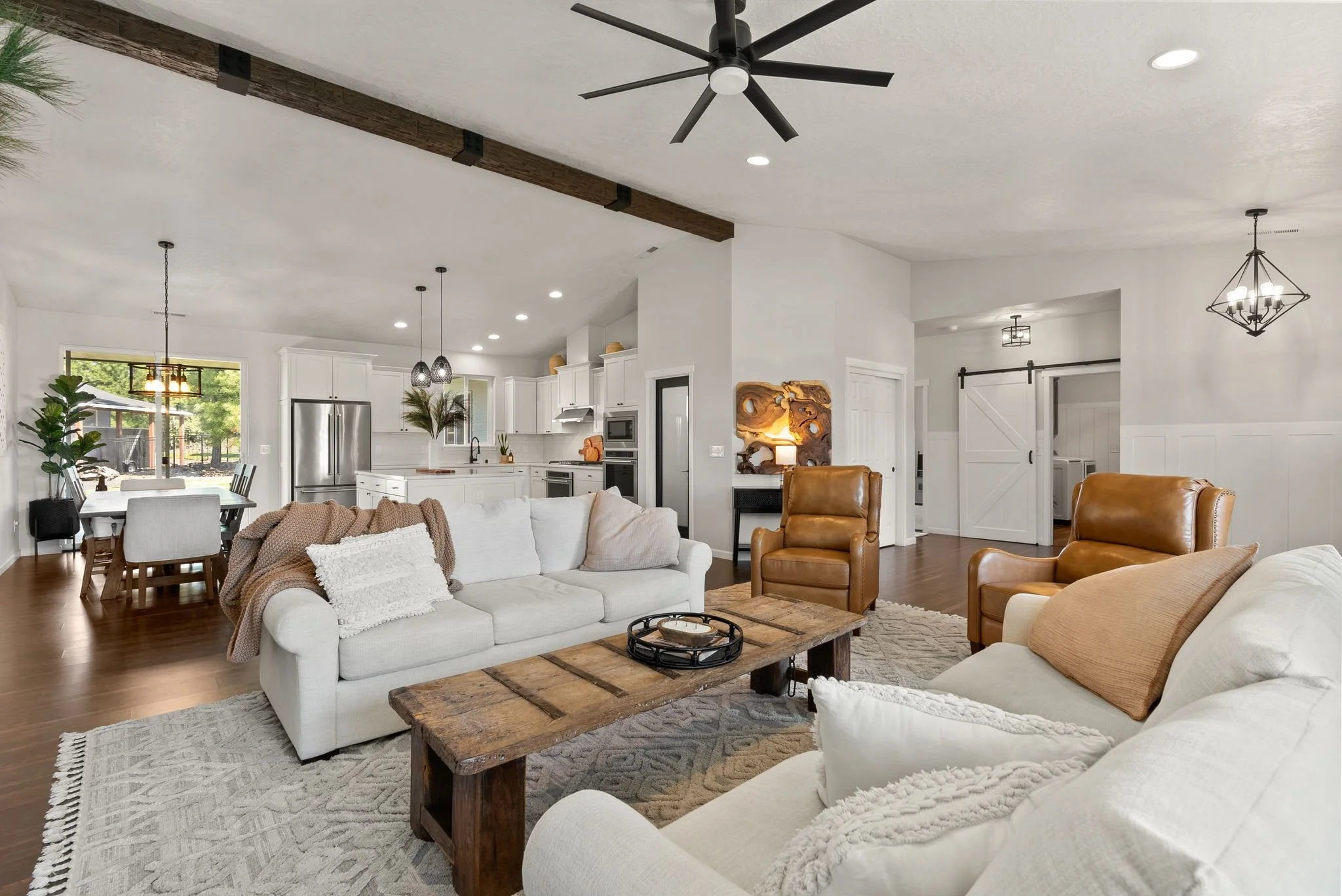 Inside-Spokane-Man O_ War-11.jpg