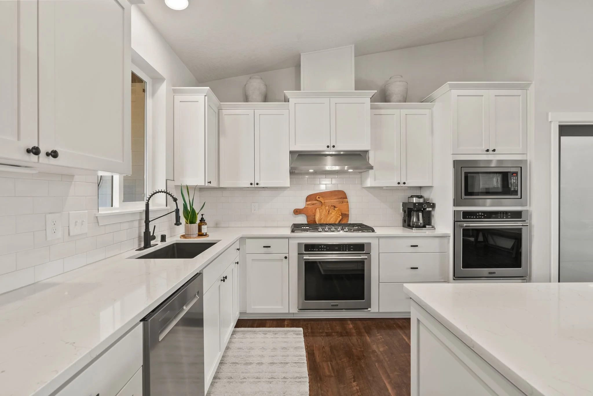 Inside-Spokane-Man O_ War-19.jpg