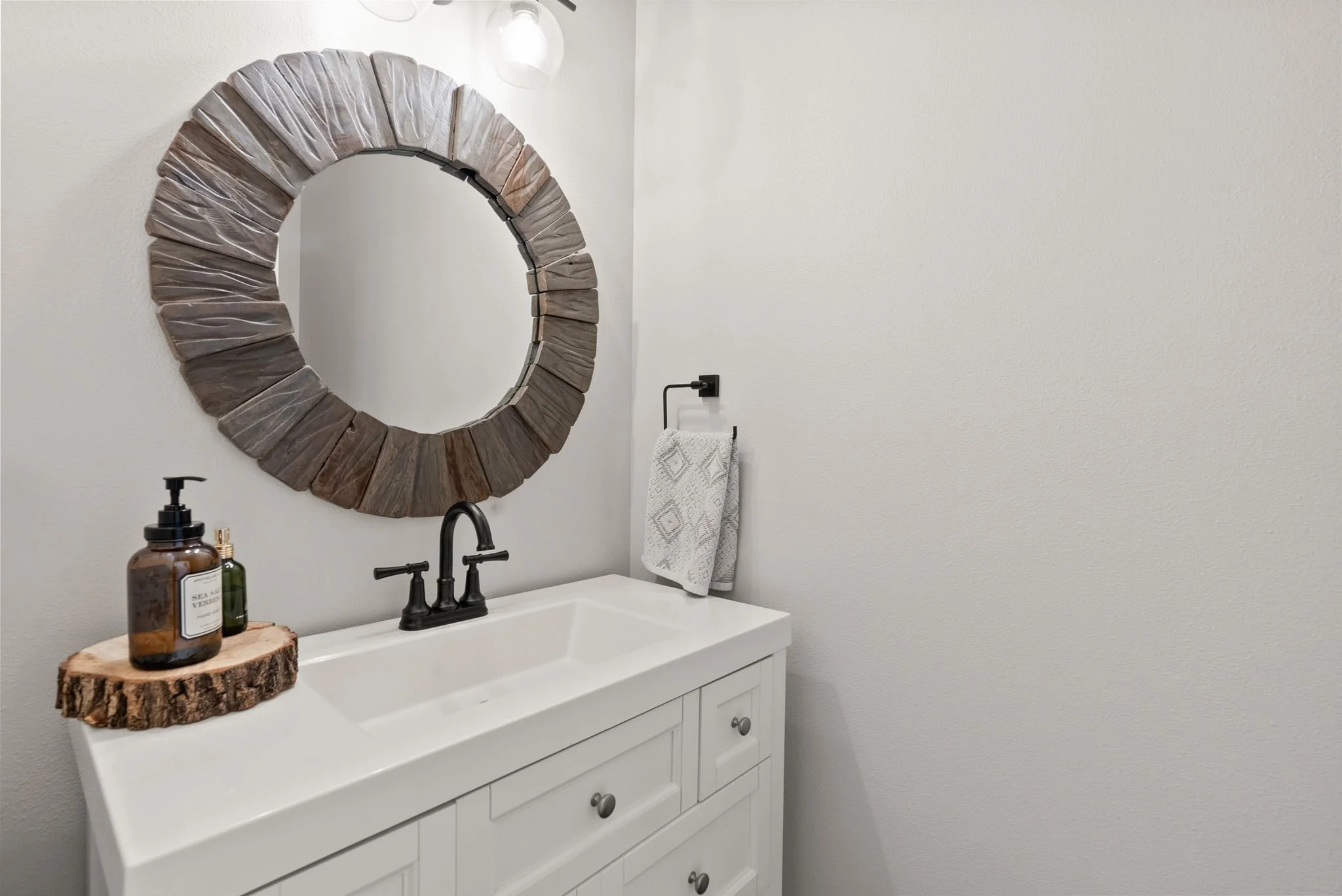 Inside-Spokane-Man O_ War-21.jpg