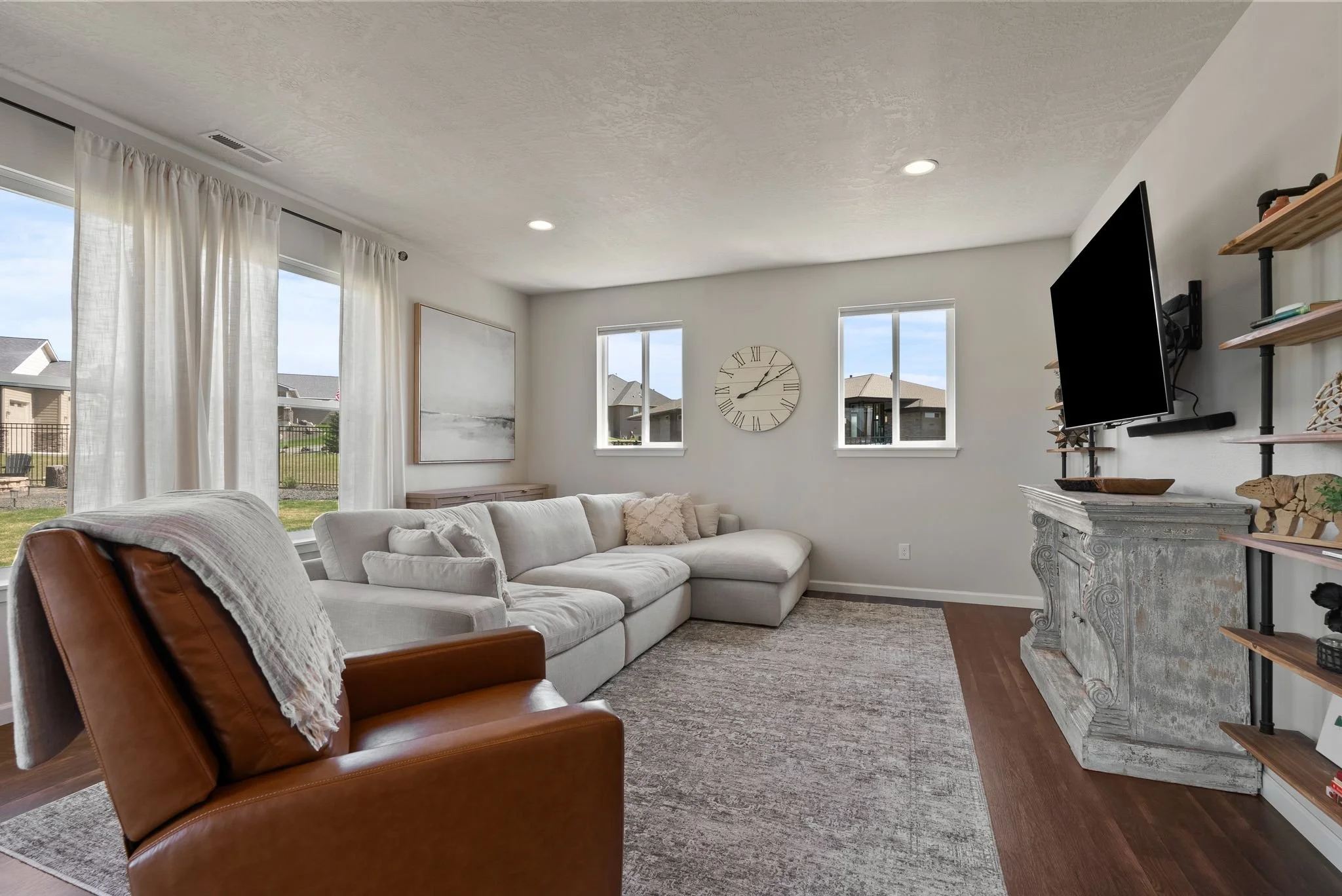 Inside-Spokane-Man O_ War-23.jpg