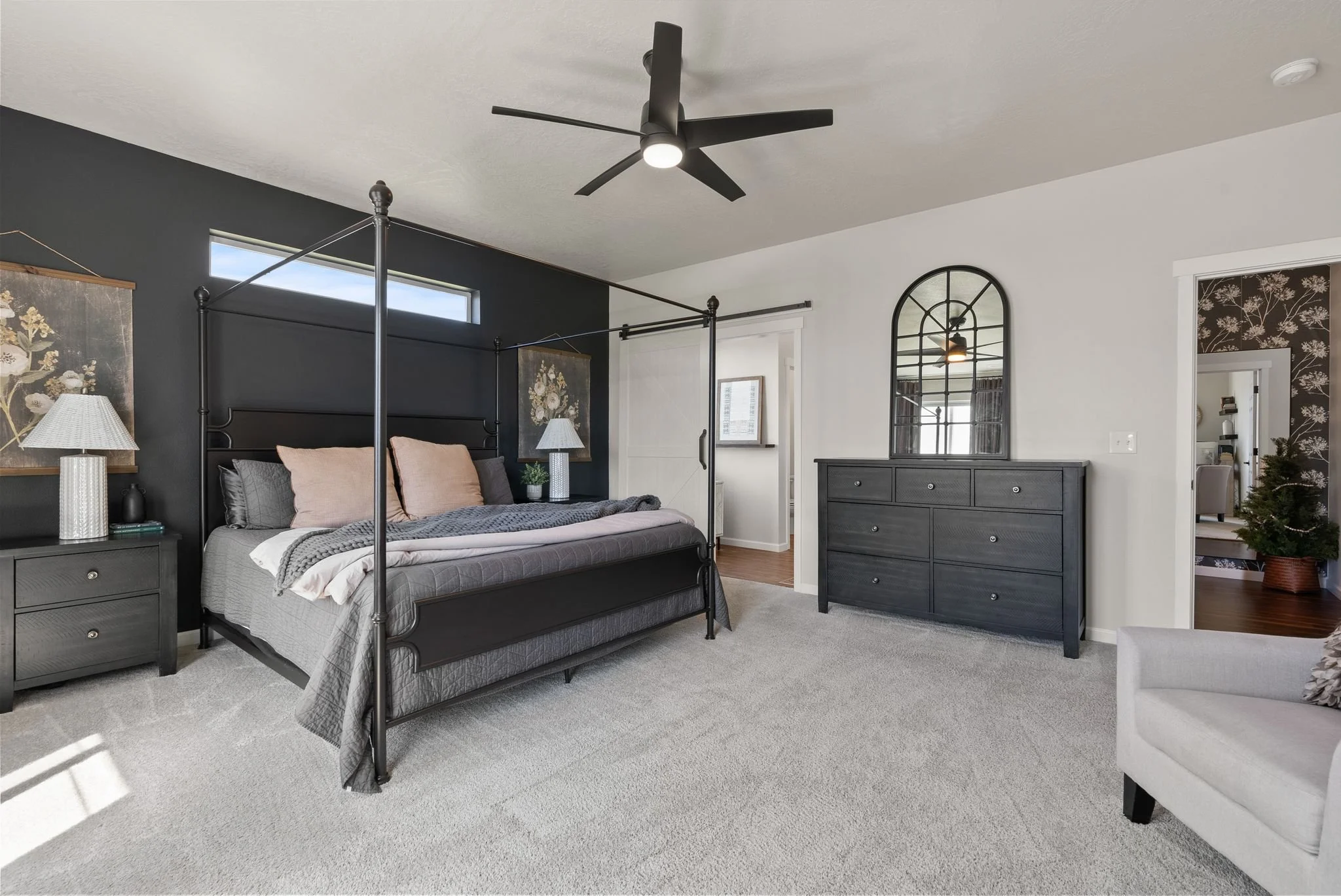 Inside-Spokane-Man O_ War-35.jpg