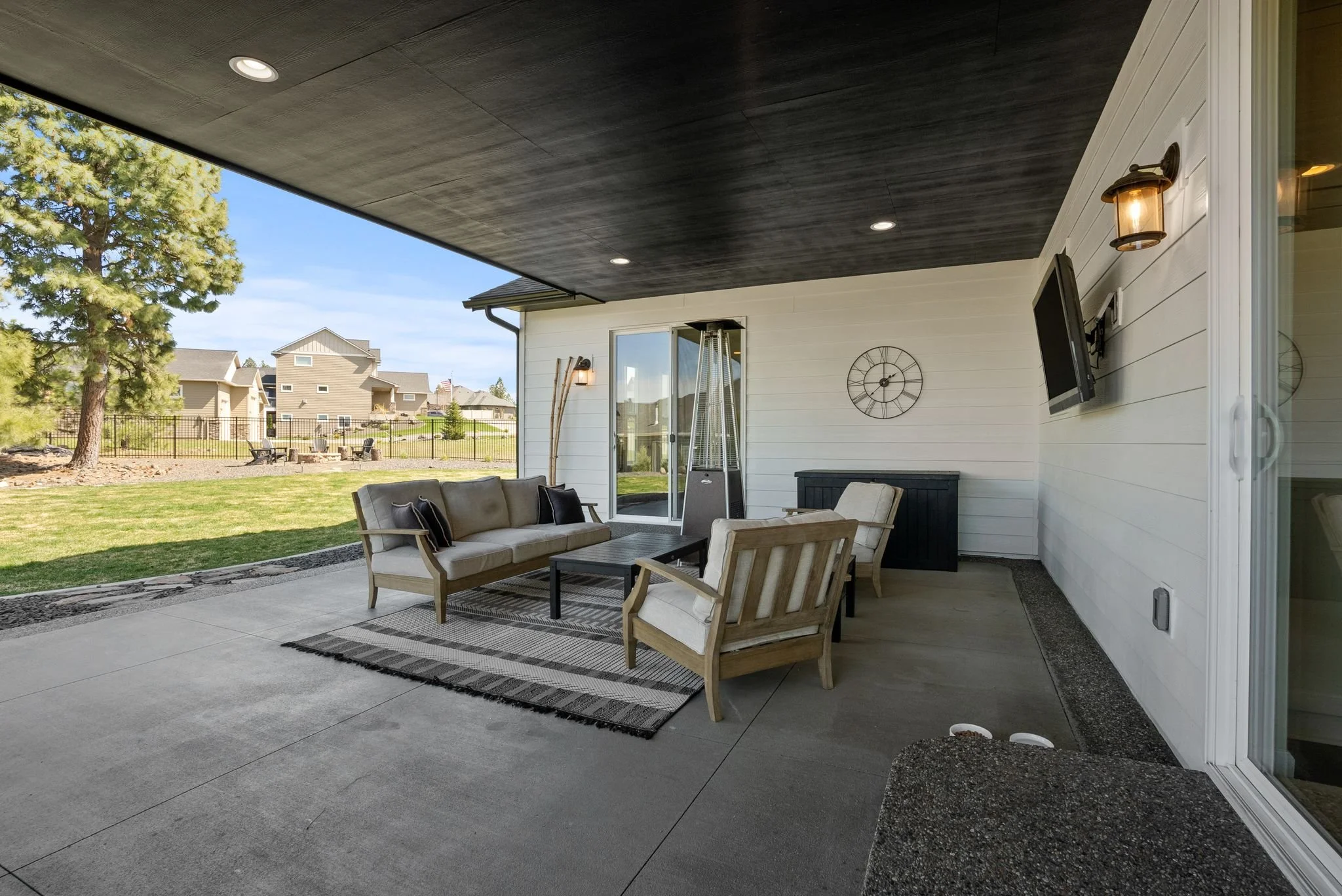 Inside-Spokane-Man O_ War-43.jpg