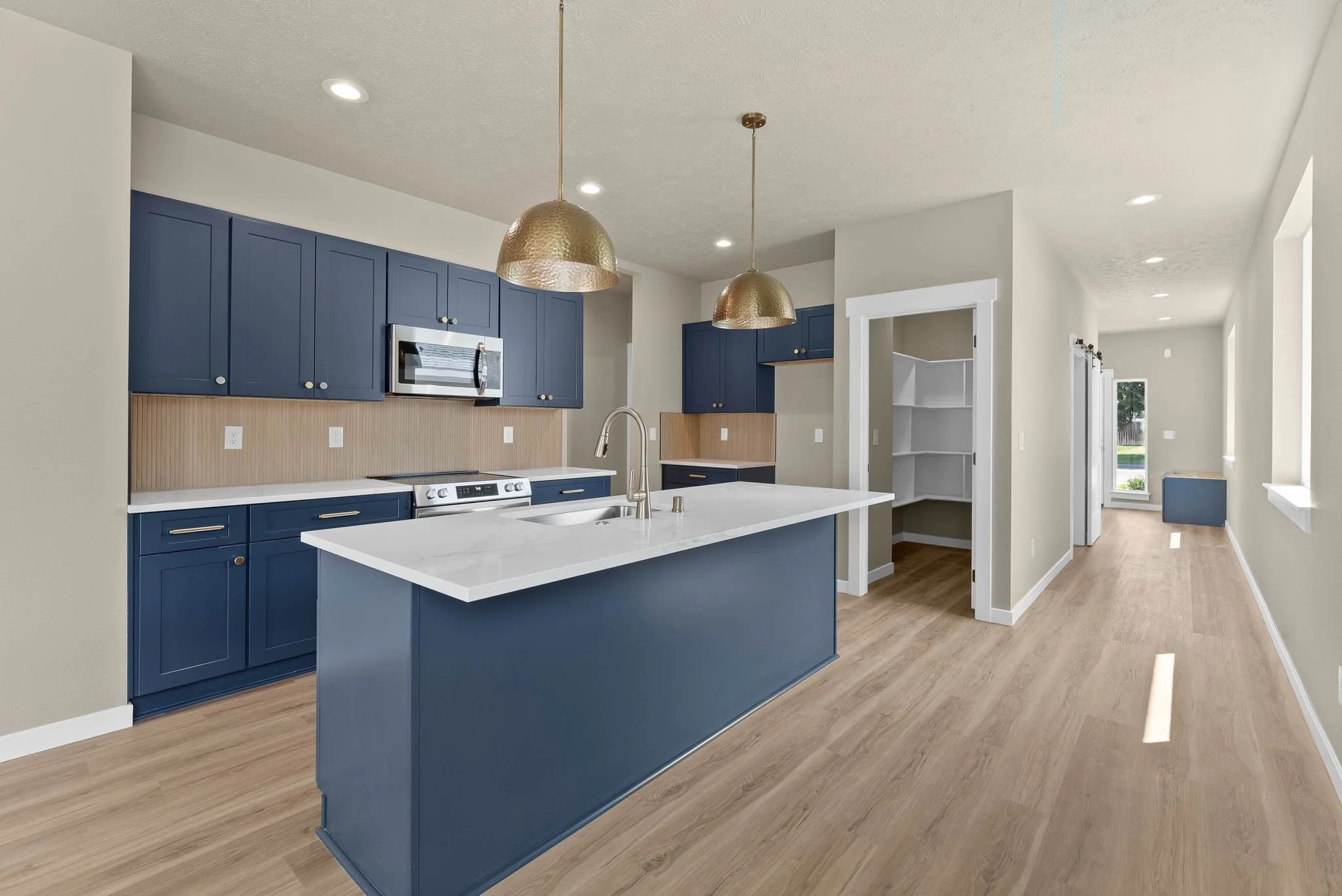 Inside Spokane-N Sipple-8.jpg