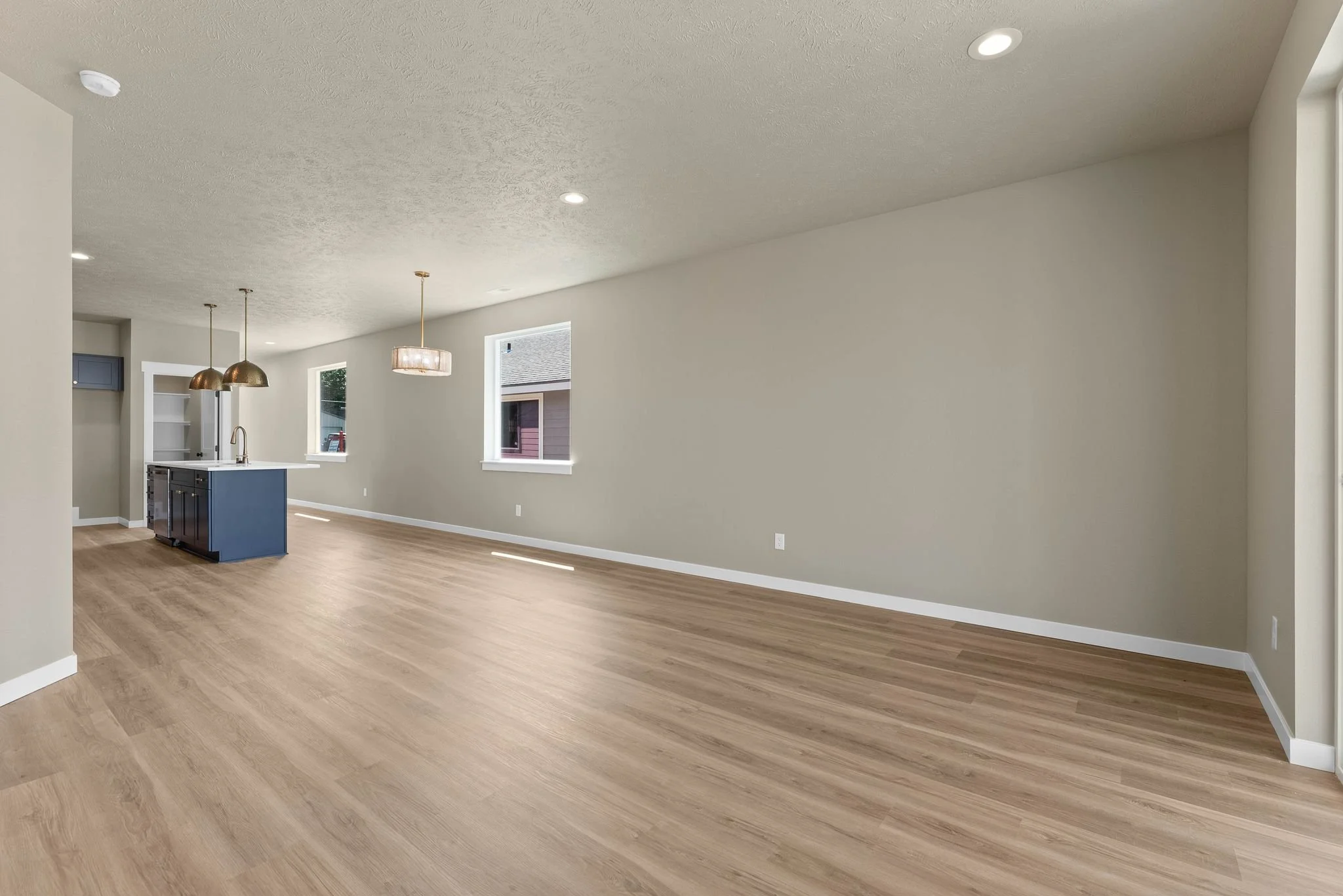 Inside Spokane-N Sipple-16.jpg