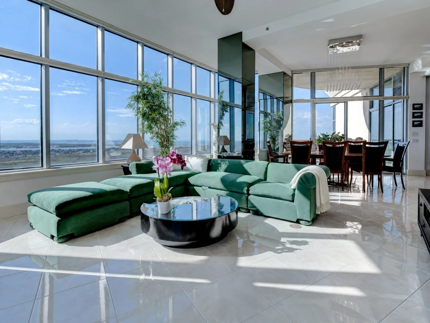 Penthouse BC2808