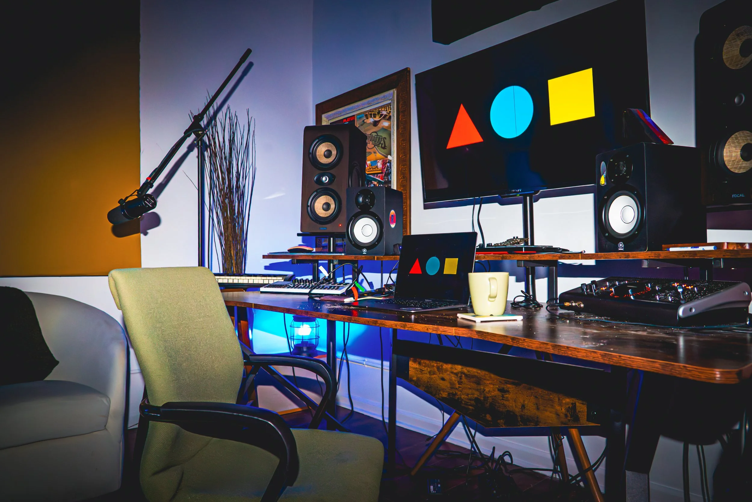 studioSHAPES Triangle Room I.jpg